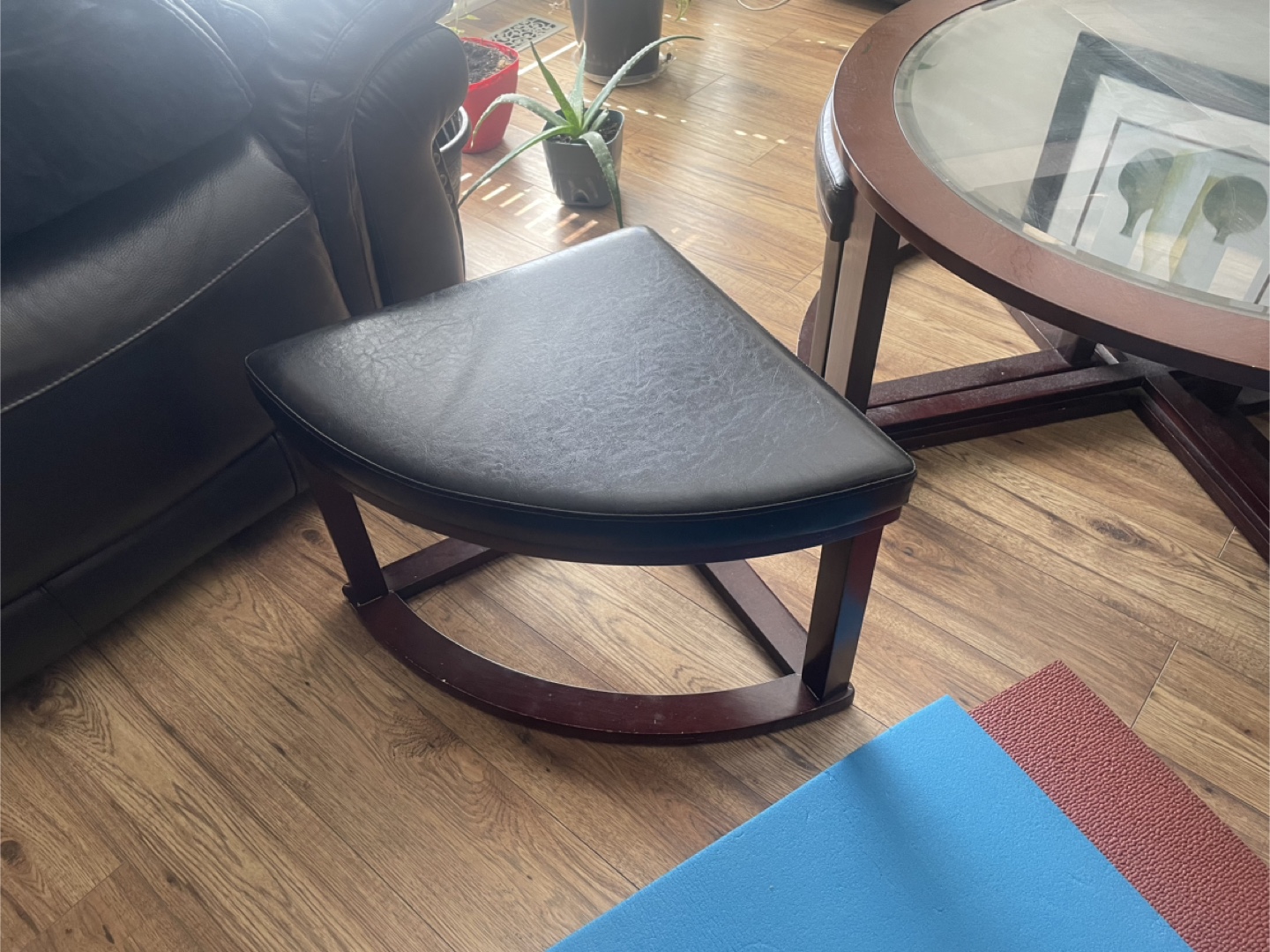 Round Coffee Table Set with Seats - photo 3