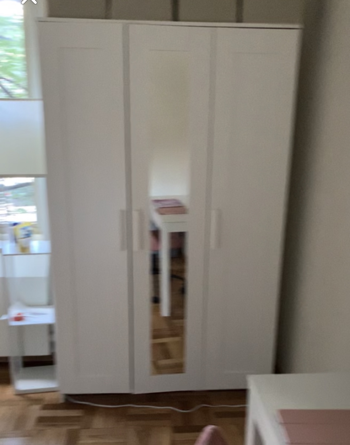 White 3-Door Wardrobe with Mirror - photo 2