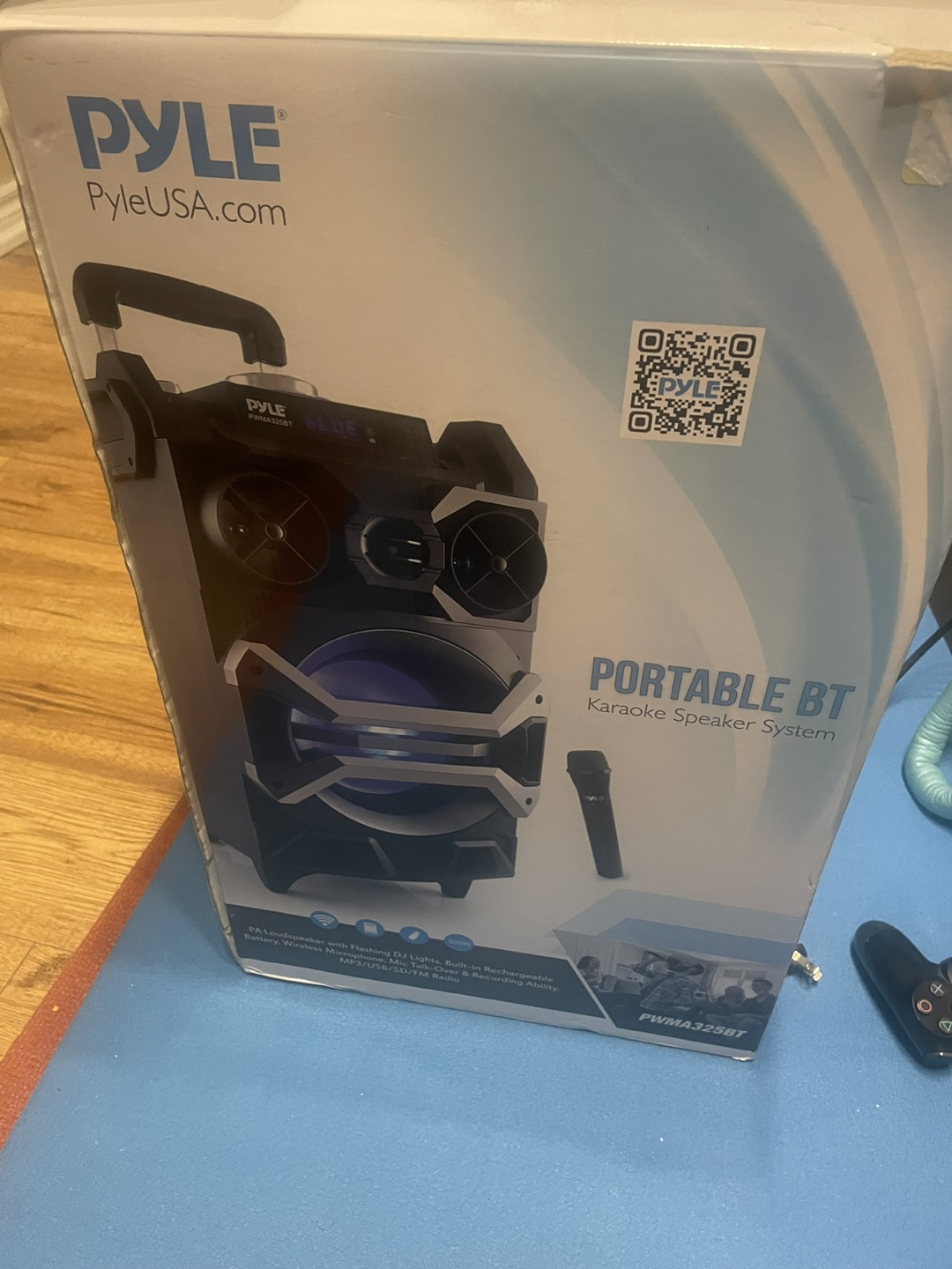 Pyle Karaoke Speaker System with Microphone - photo 3