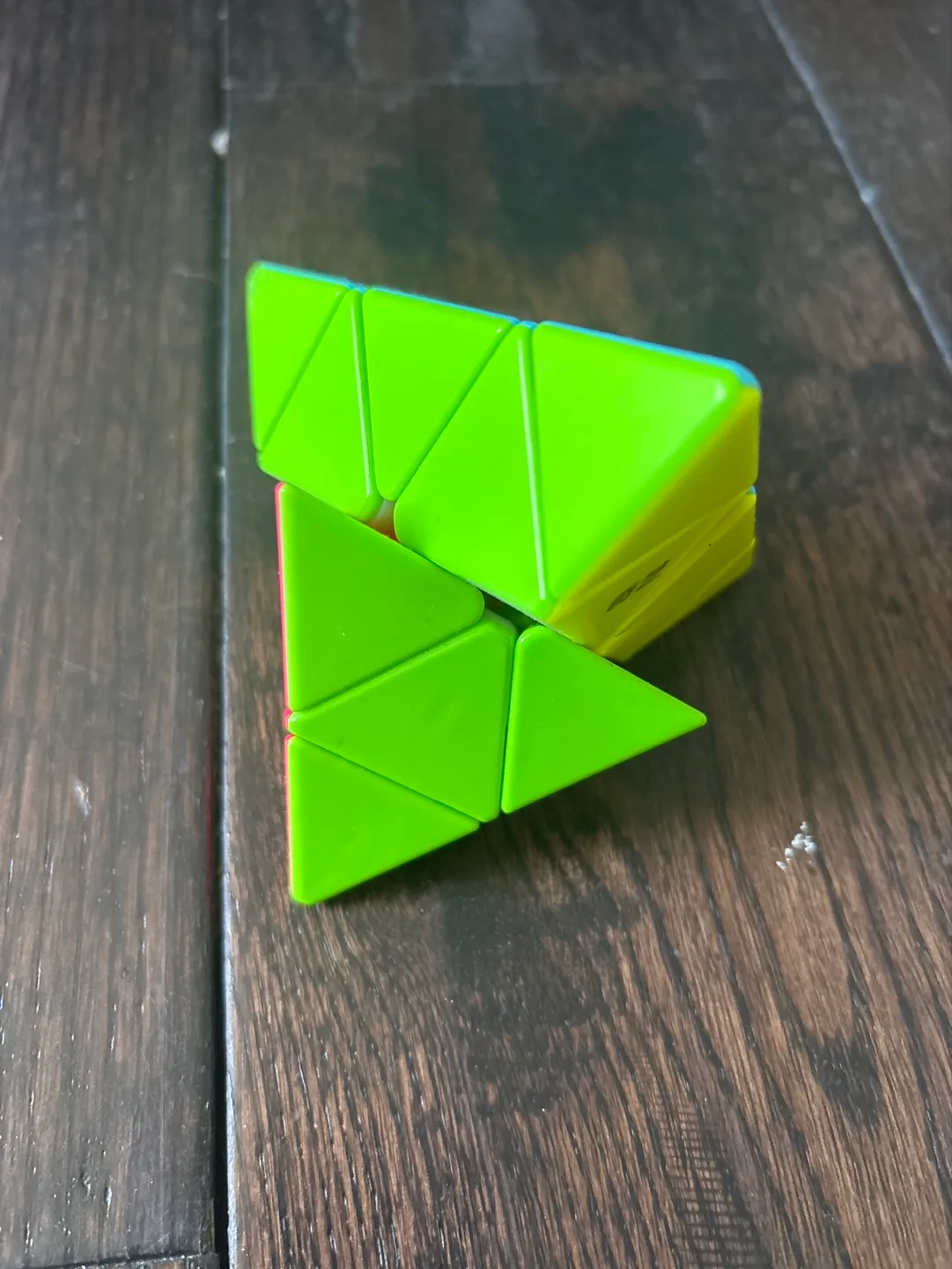 Pyraminx Puzzle Toy image indicator(2)