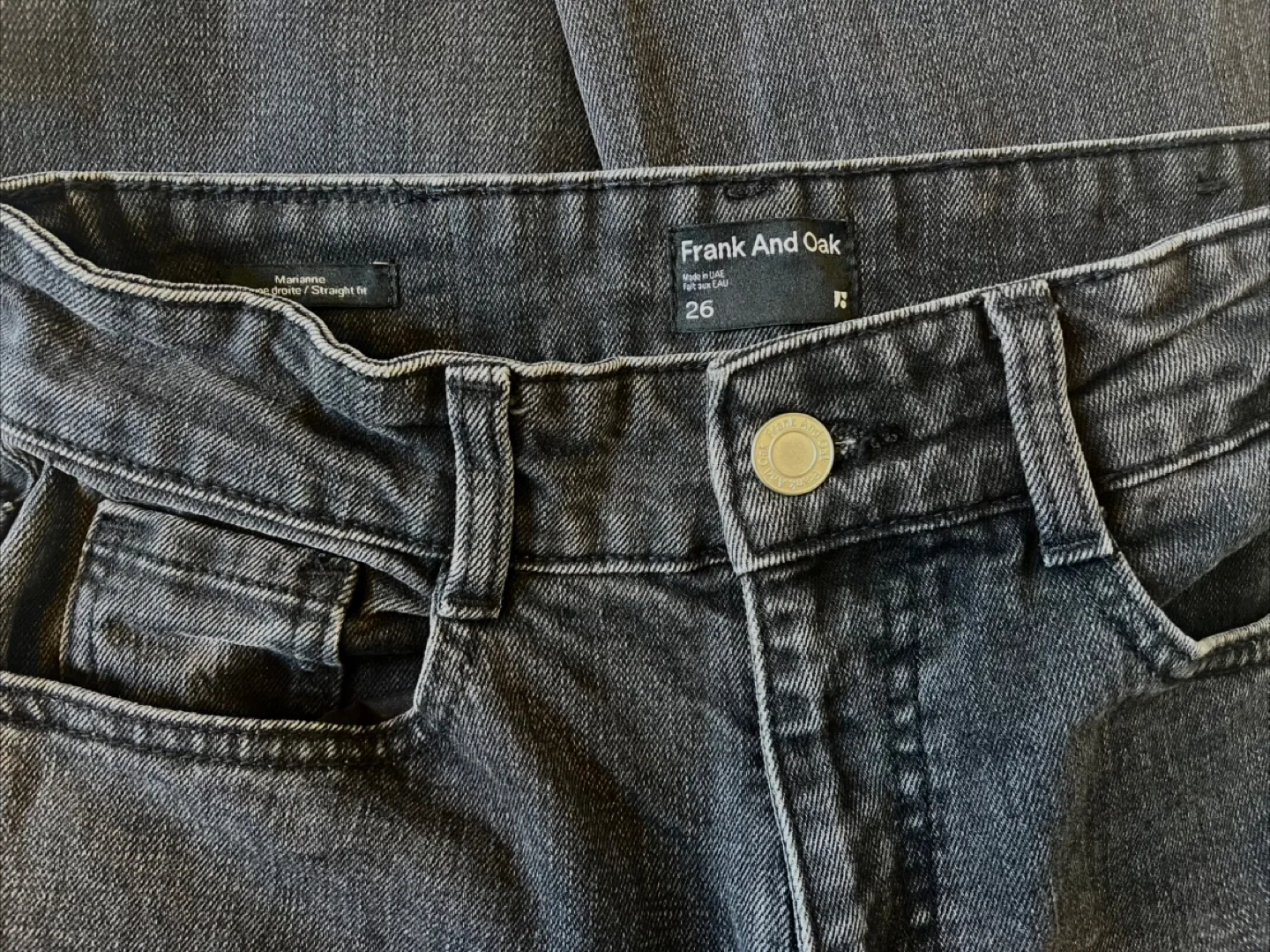 Frank and Oak Marianne High-Rise Jeans - Size 26 image indicator(5)