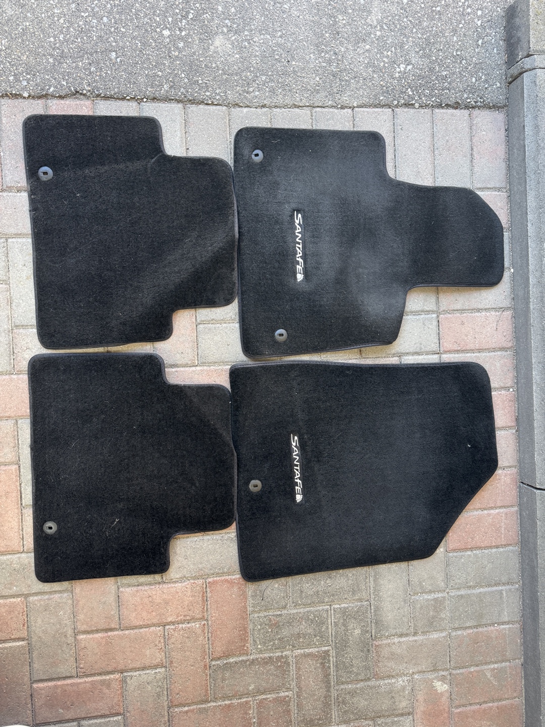 Hyundai Santa Fe Floor Mats