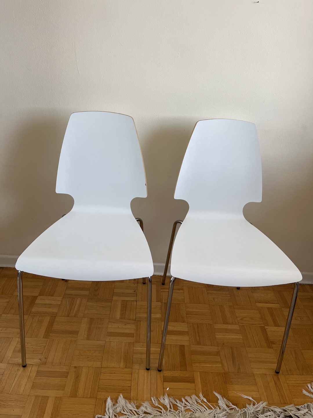 Pair of Modern White Dining Chairs with Chrome Legs - photo 2