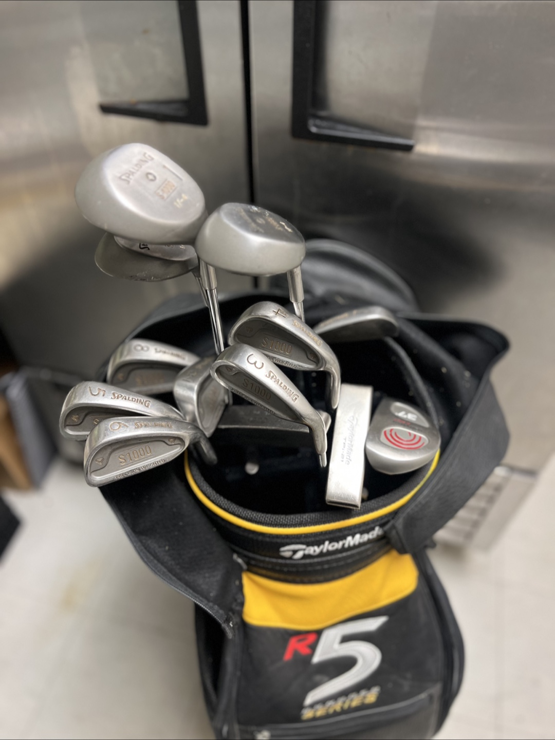 Pre-owned Golf Clubs & Bag Set - photo 2
