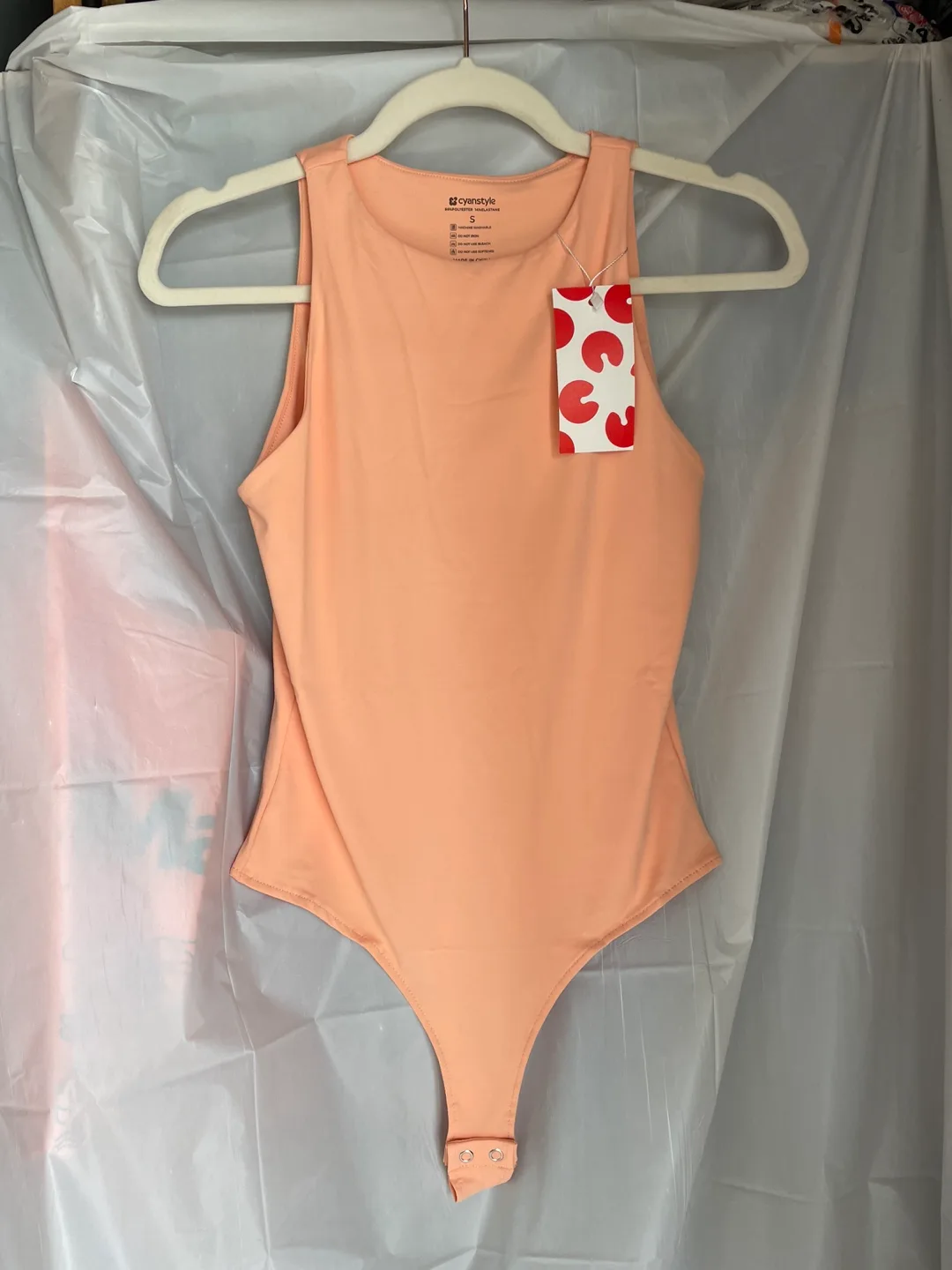 New with tags Cyanstyle Peach Bodysuit Size Small thumbnail