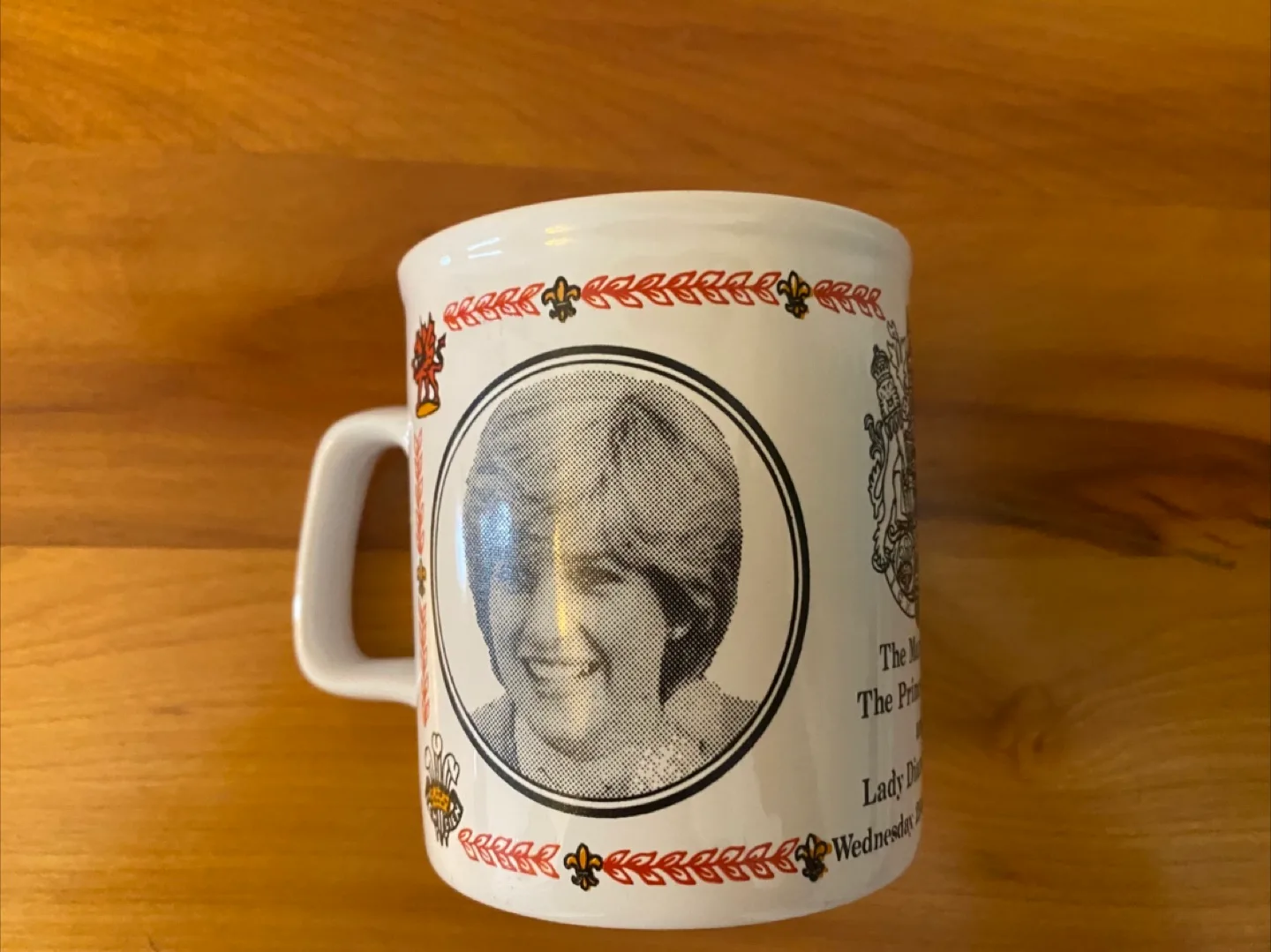 Vintage Royal Wedding Commemorative Mug, Tin & Plates image indicator(4)