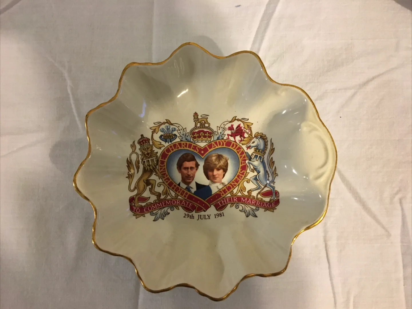 Vintage Royal Wedding Commemorative Mug, Tin & Plates image indicator(7)