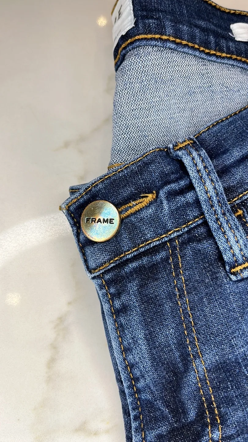 FRAME Le Skinny de Jeanne Jeans image indicator(6)