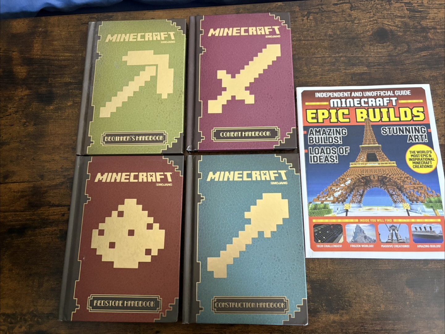 Minecraft Handbook Collection + Epic Builds Guide