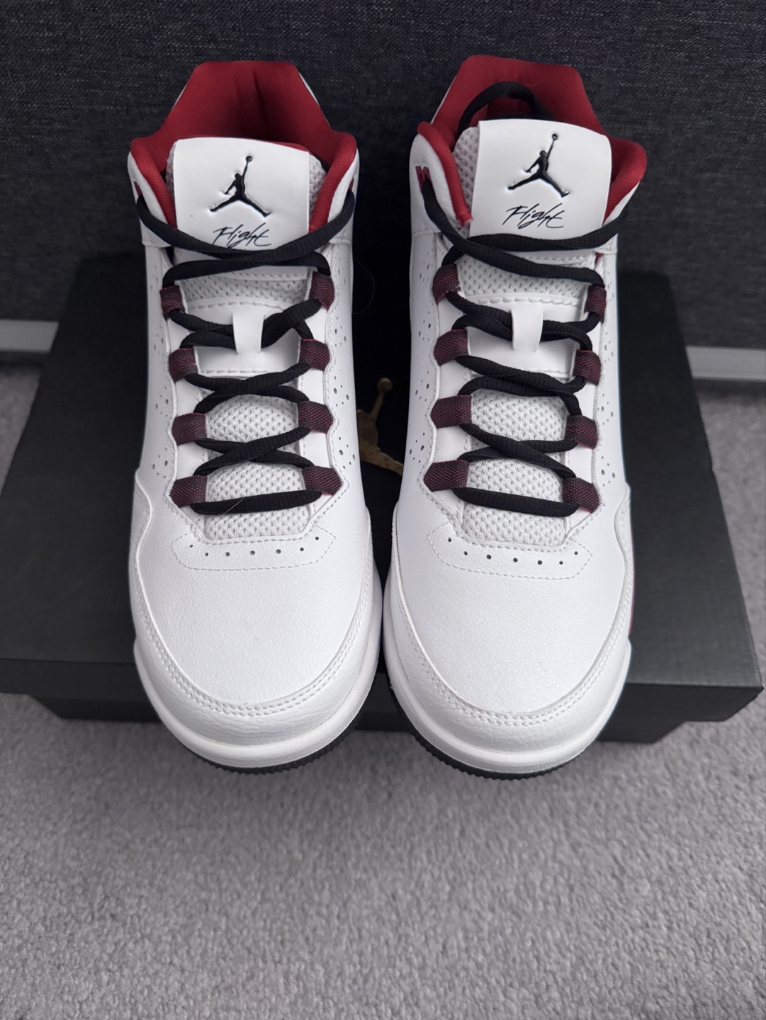 Youth size 7 - Jordan Flight Runner Basketball Shoes