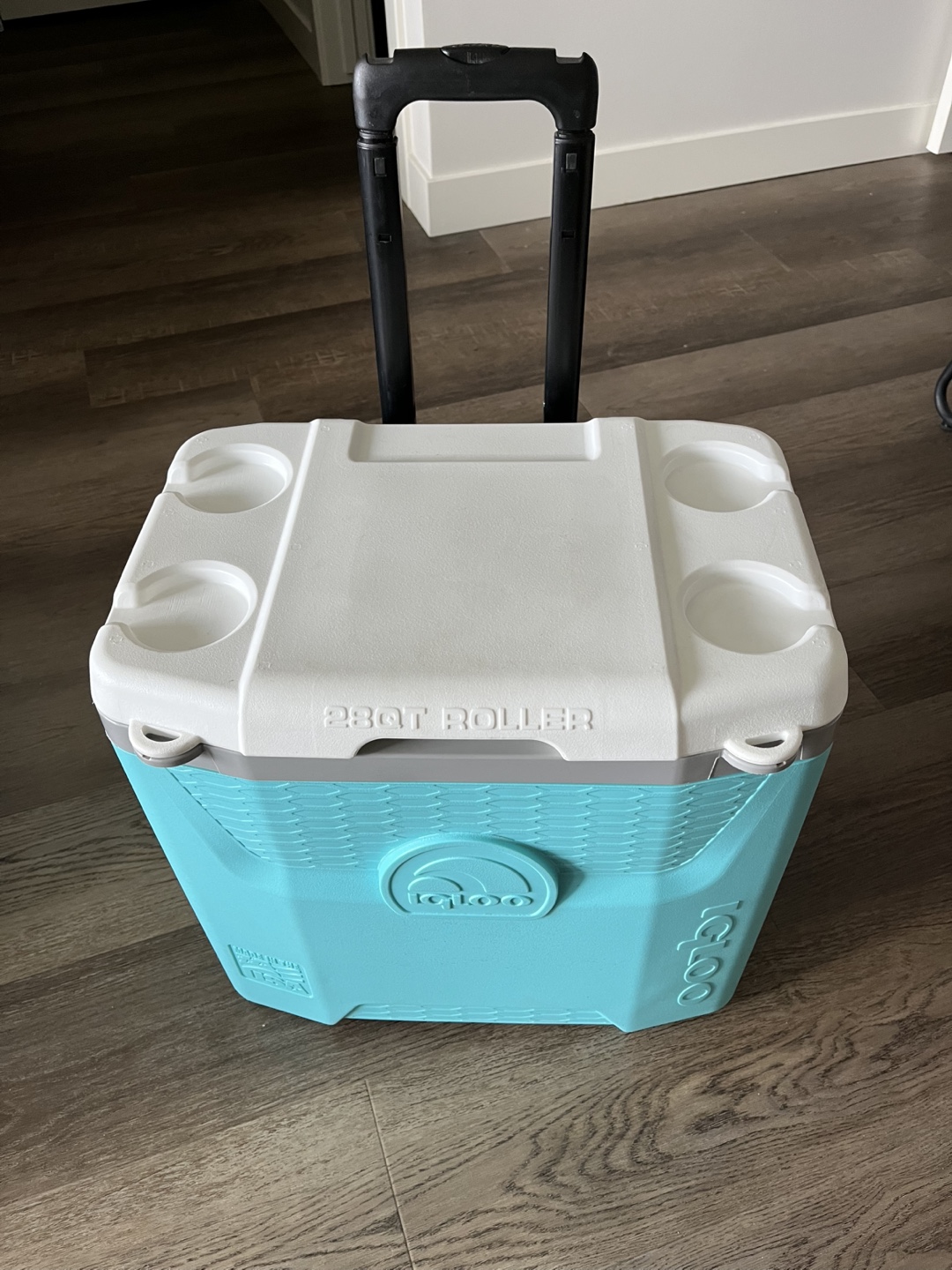 IGLOO 28QT Roller Cooler - Teal
