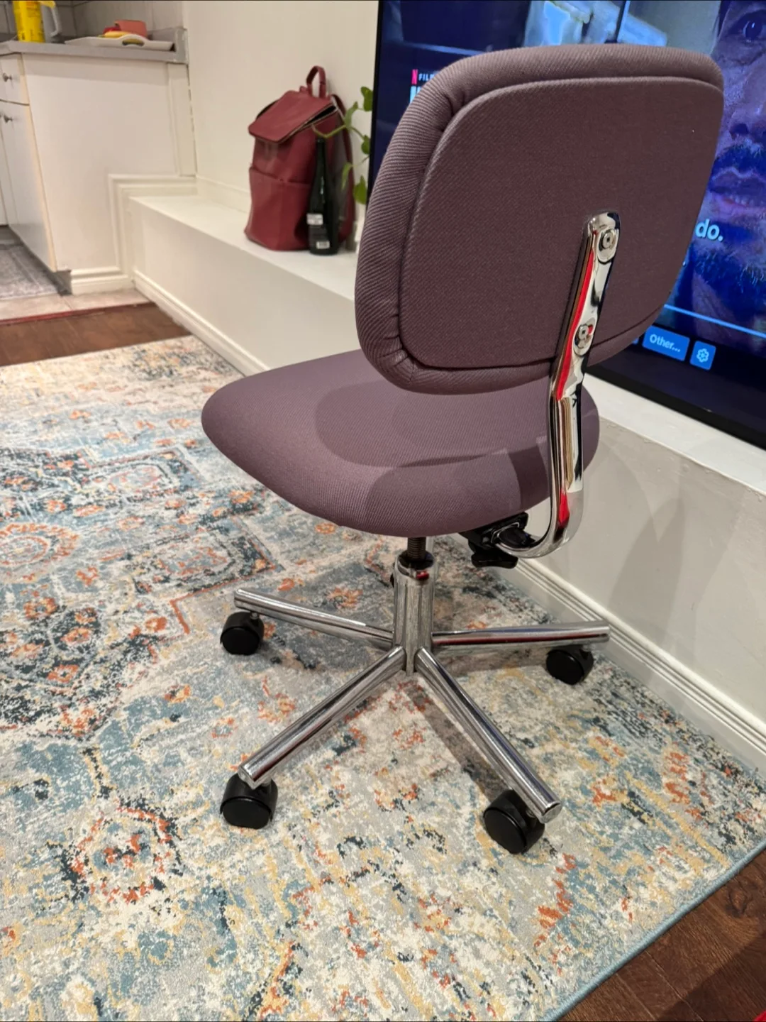 Padded Swivel Task Chair with Chrome Base image indicator(4)