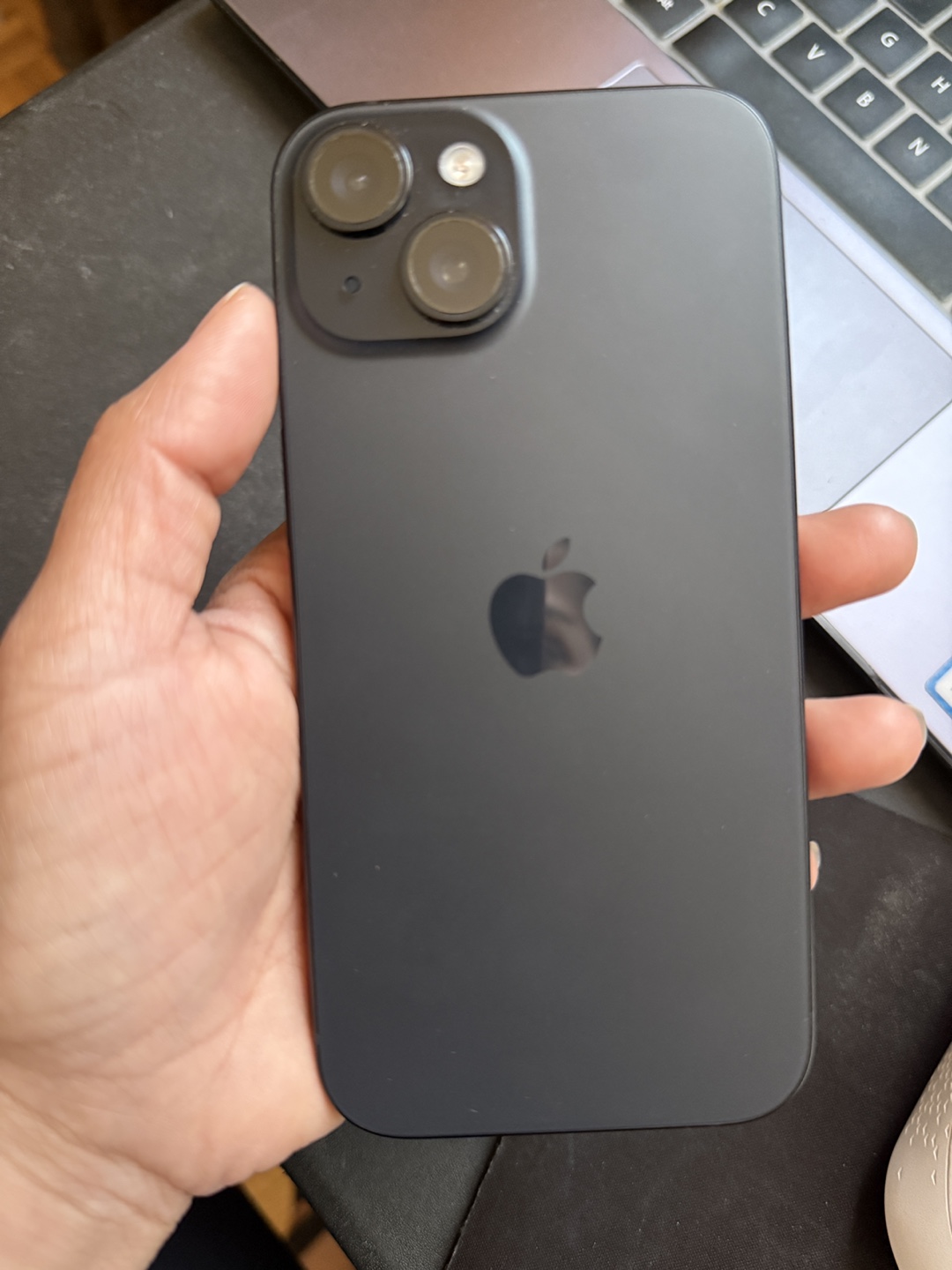 iPhone 15 -256GB - black Titanium