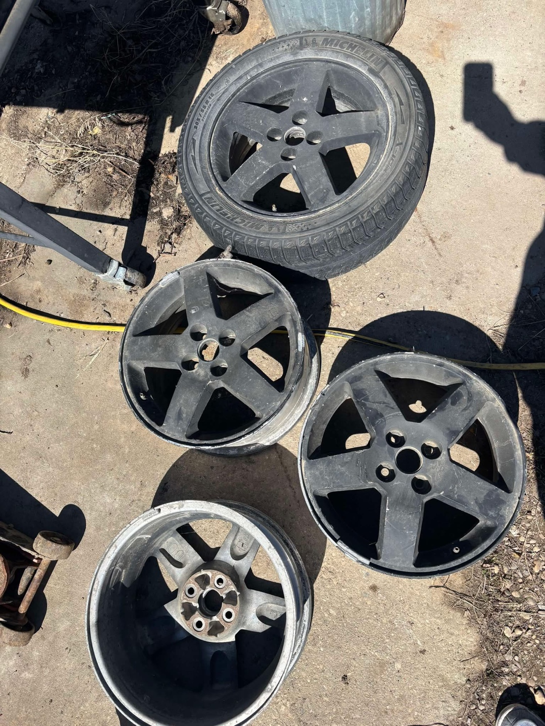 Set of four used rims - photo 2