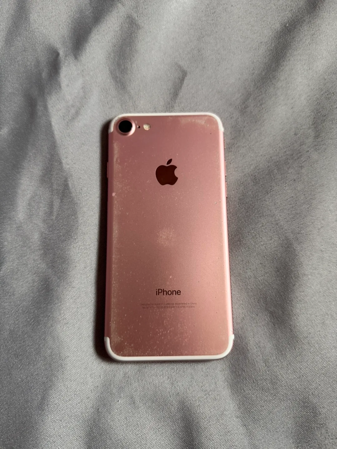 iPhone 7 Rose Gold-(Pre owned) thumbnail