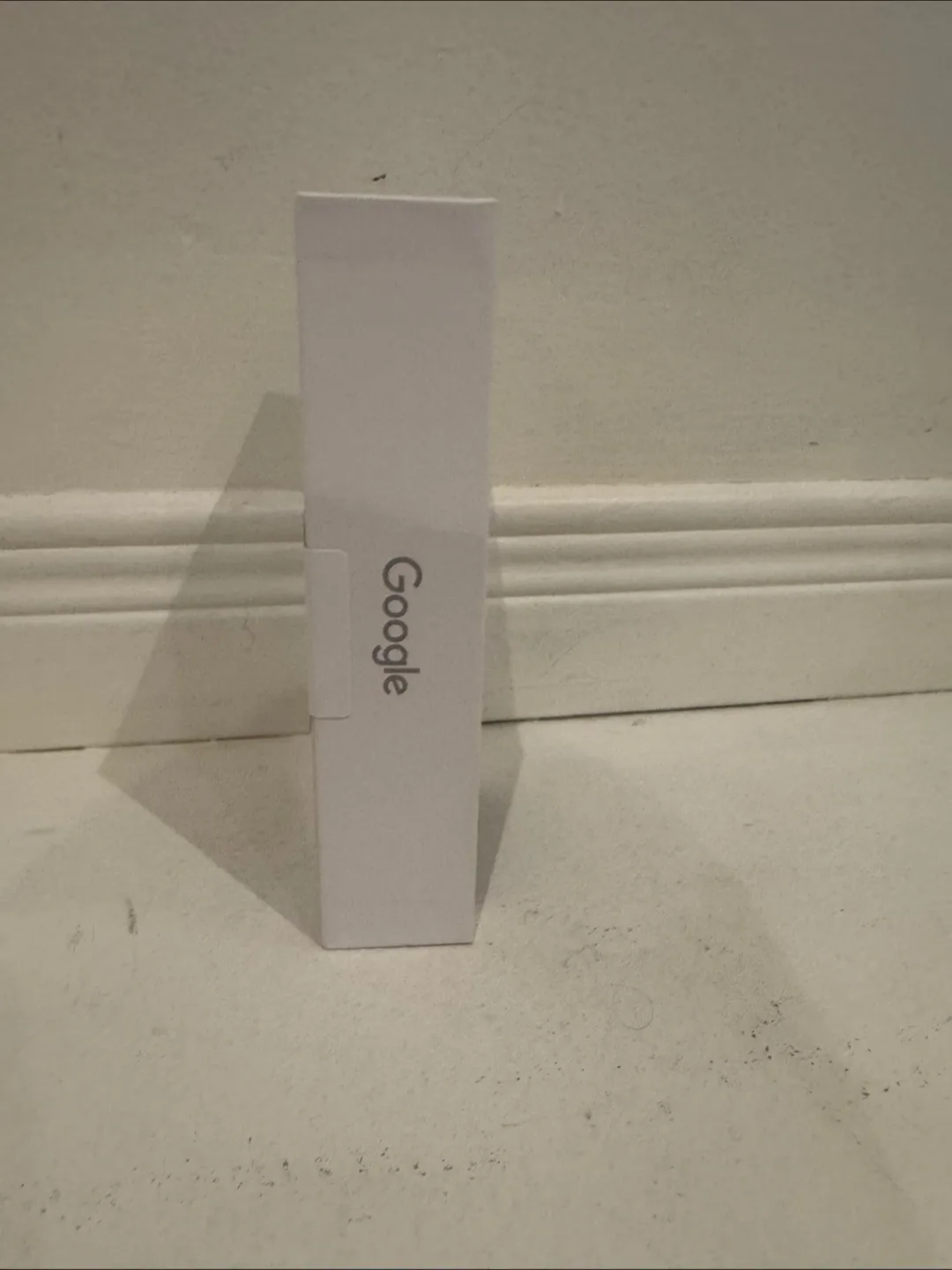 Brand New: Google Pixel 8 Phone image indicator(2)