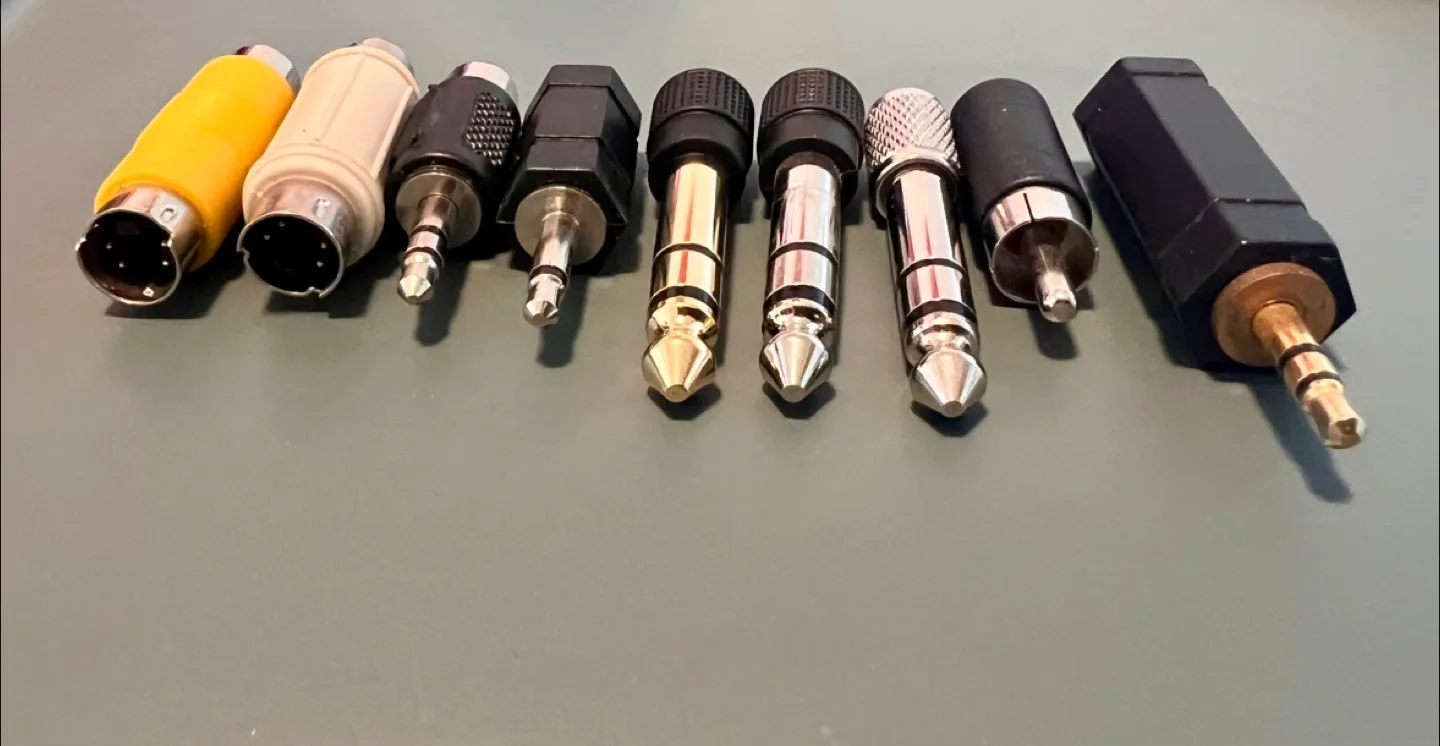 Various AUX 3.5mm Audio Adapter to 2.5mm/1/4" 6.35mm Stereo Mic image indicator(2)