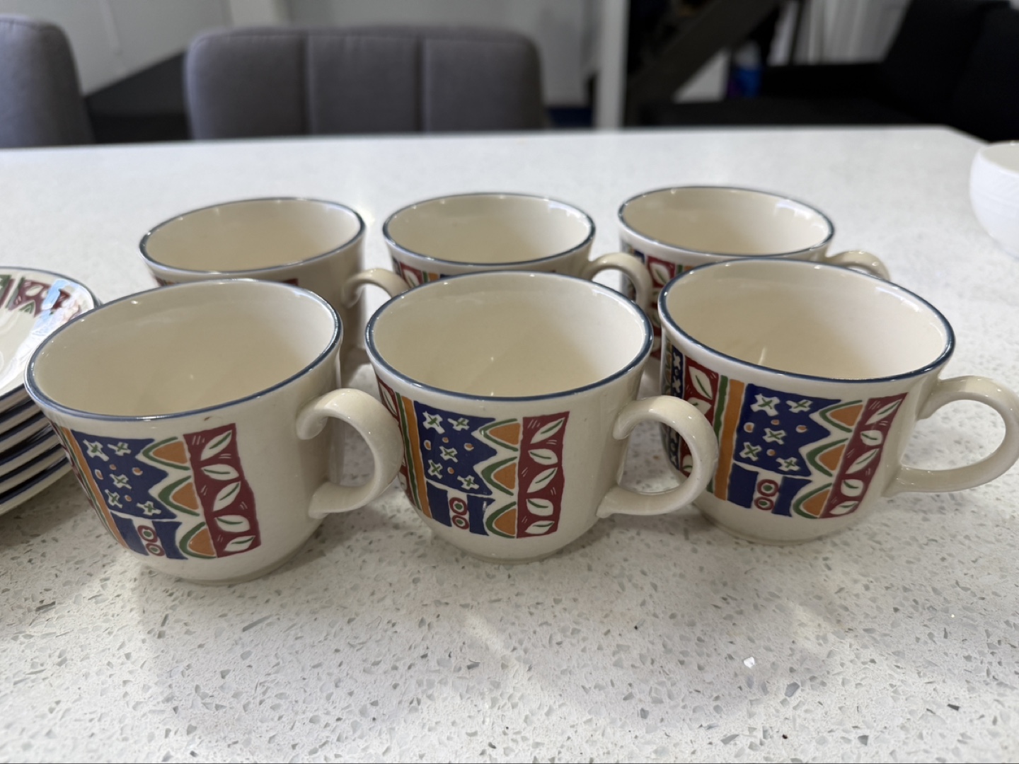 Six Vintage Coffee Cups and Saucers - photo 3