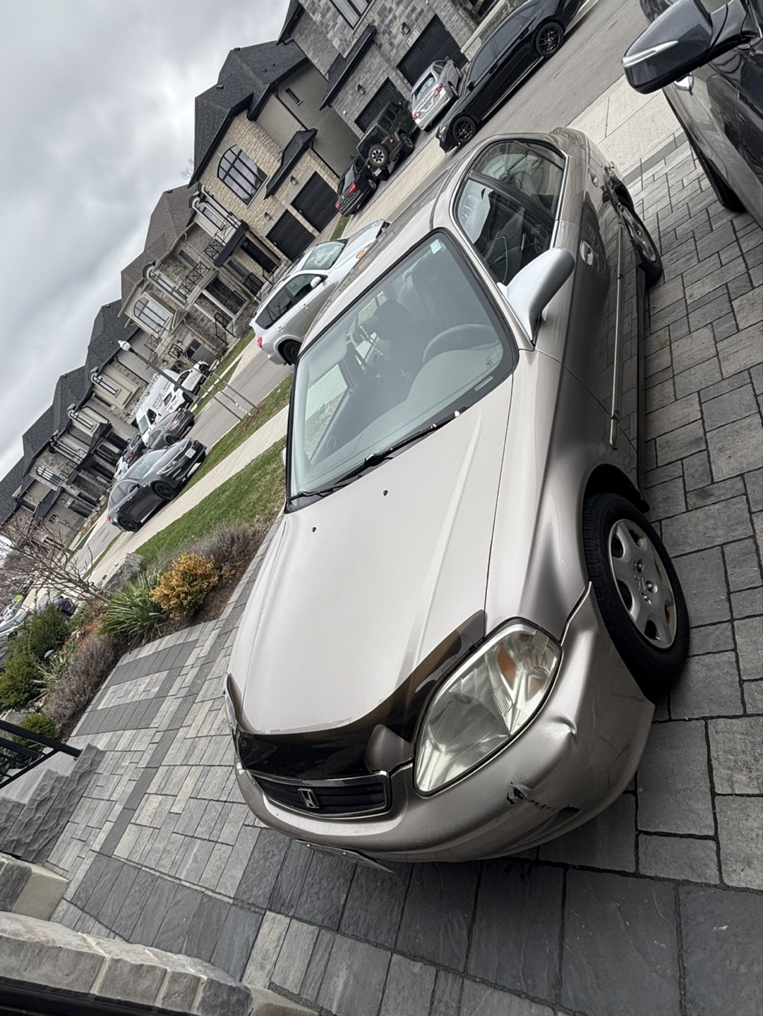 Honda Civic EX Sedan - Needs Some TLC - photo 3