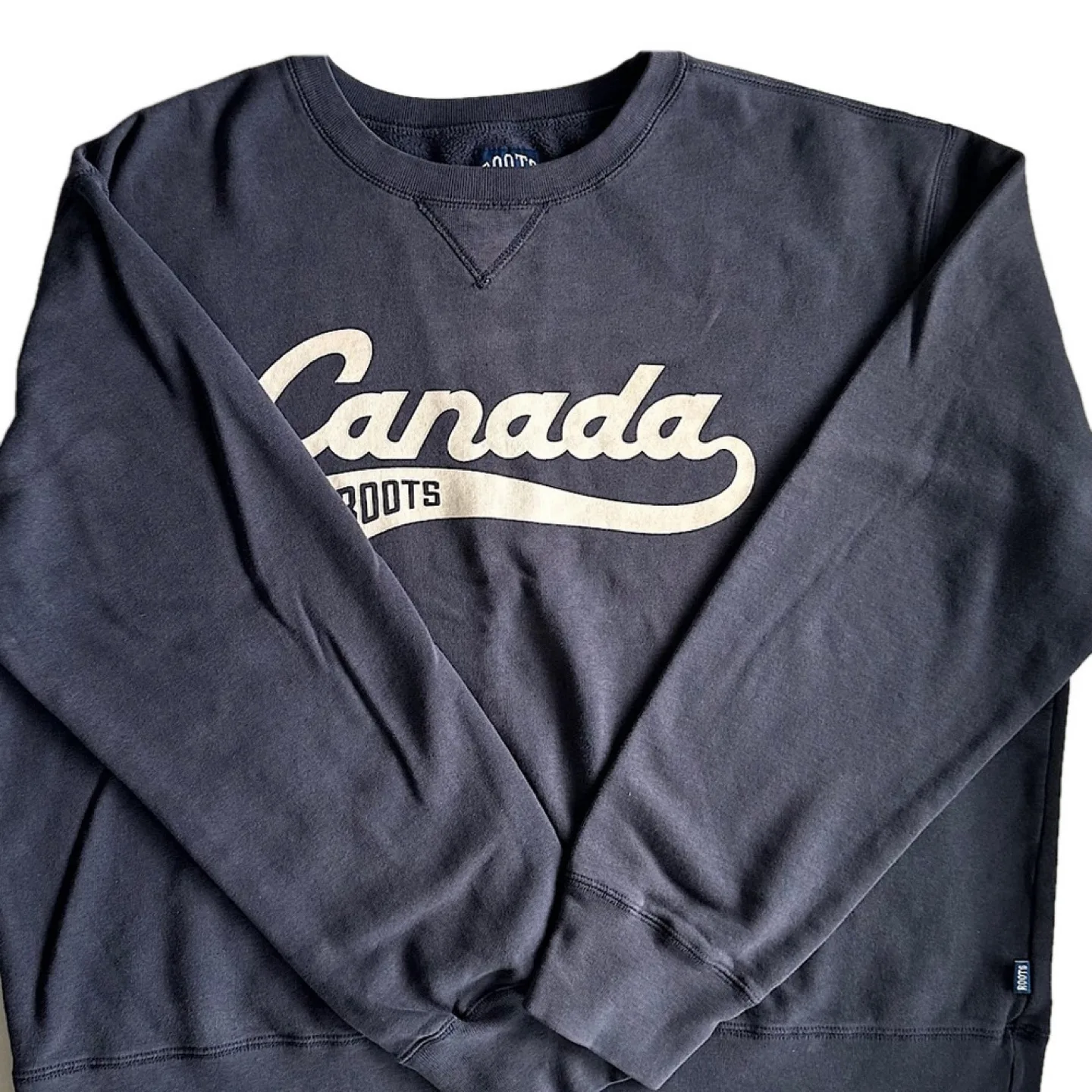 Roots Canada Men’s Crewneck Sweatshirt size XL image indicator(3)