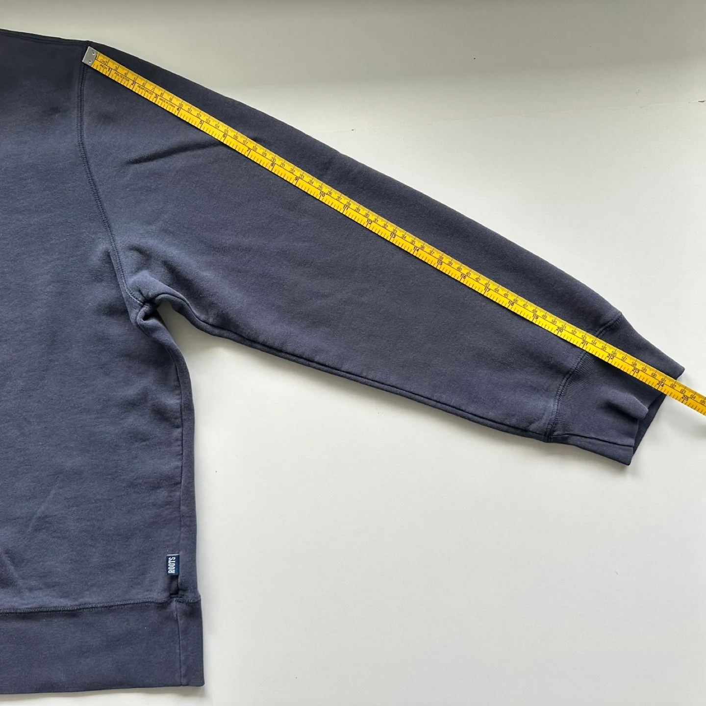 Roots Canada Men’s Crewneck Sweatshirt size XL image indicator(8)