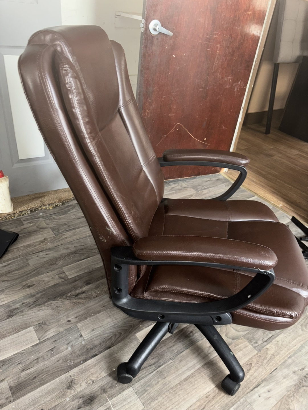 Brown Leather Office Chair - photo 5