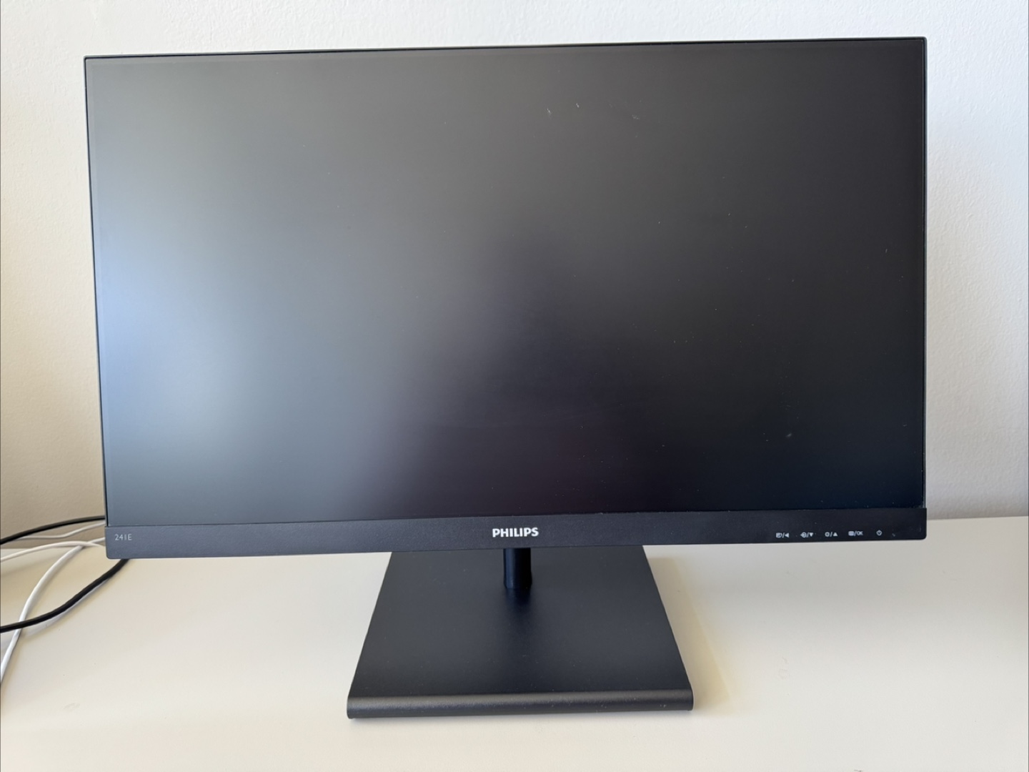 Philips 241E1S 24-inch Full HD Monitor - photo 2