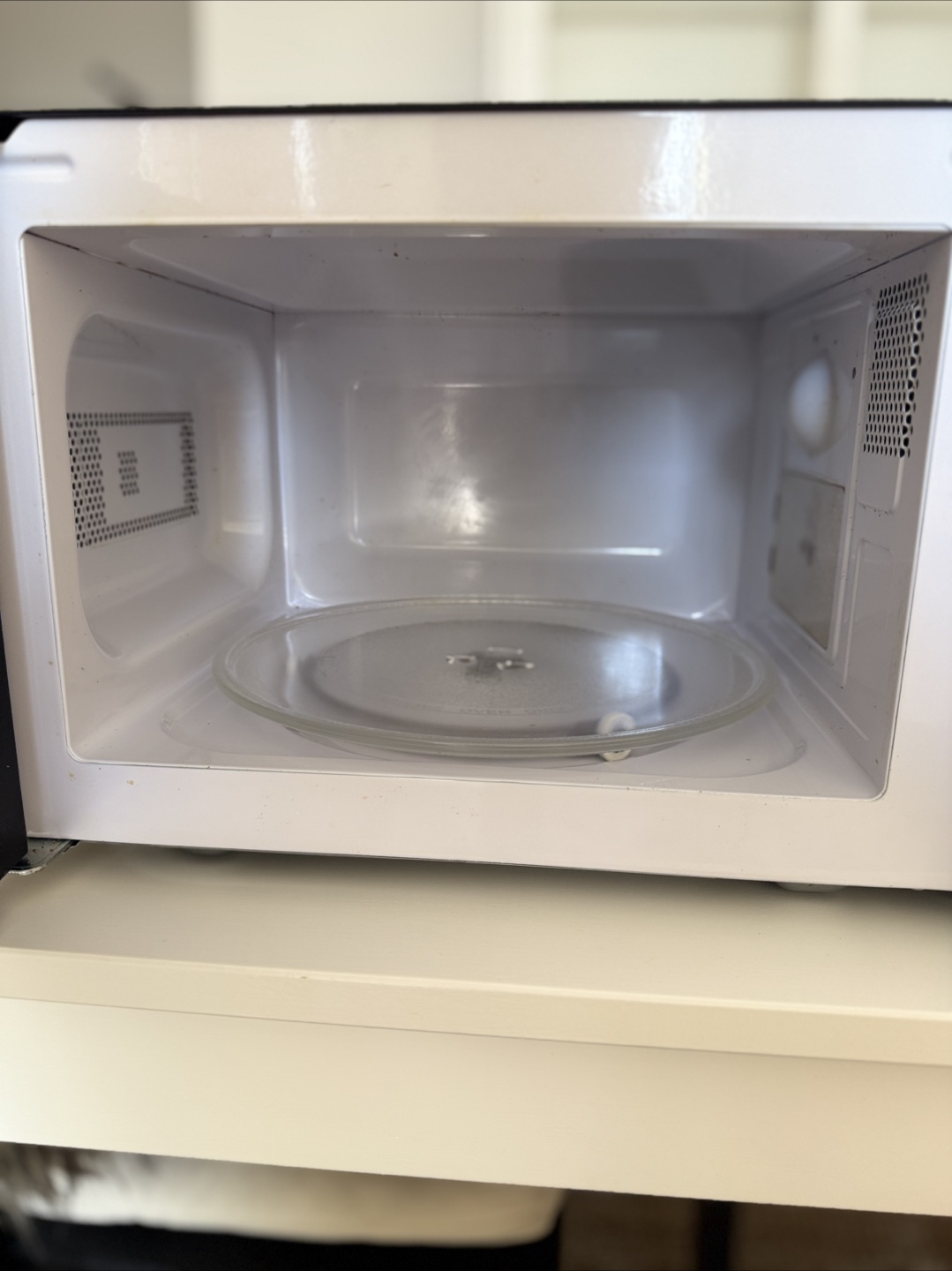 Hamilton Beach Microwave - Stainless Steel - photo 4