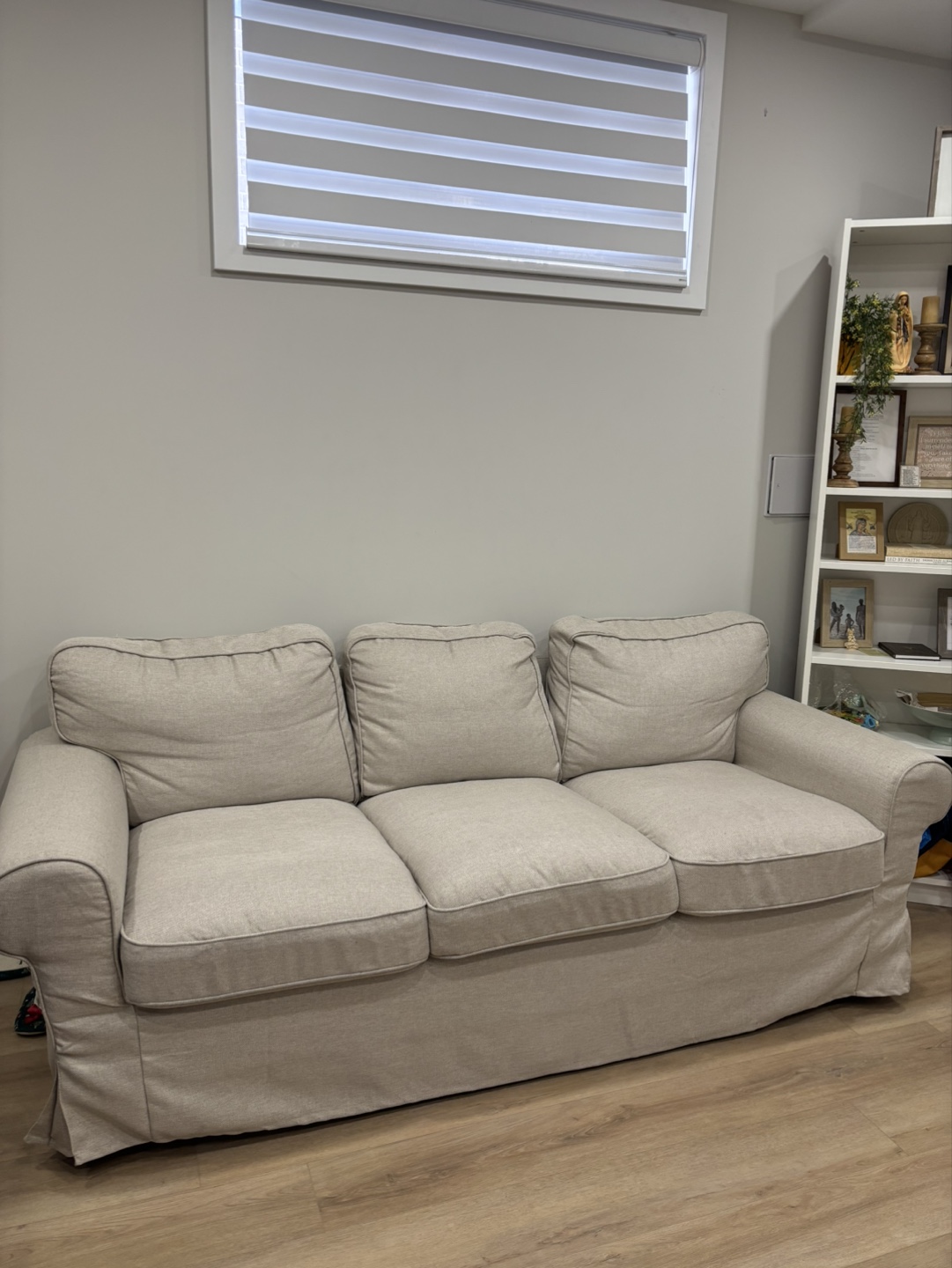 IKEA UPPLAND Sofa - Kilanda Light Beige