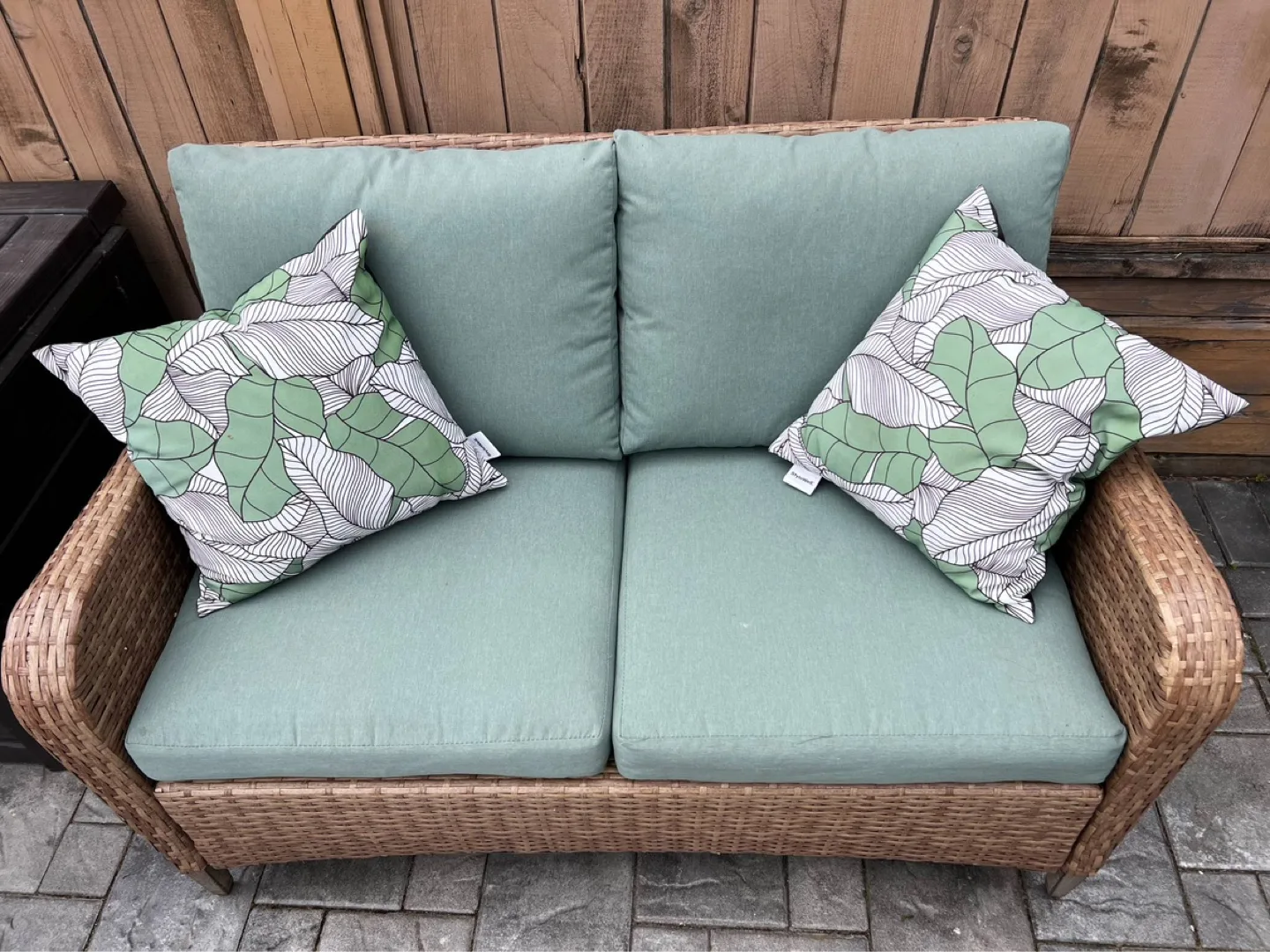 Hampton Bay Haverhill 4PC Wicker Patio  Set image indicator(2)