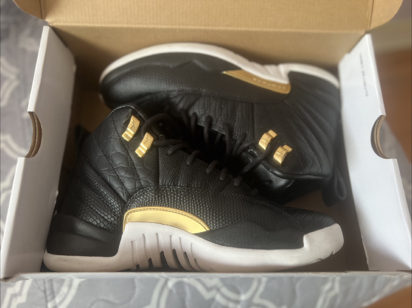 WMNS Air Jordan 12 Retro Black Metallic Gold Size 7.5