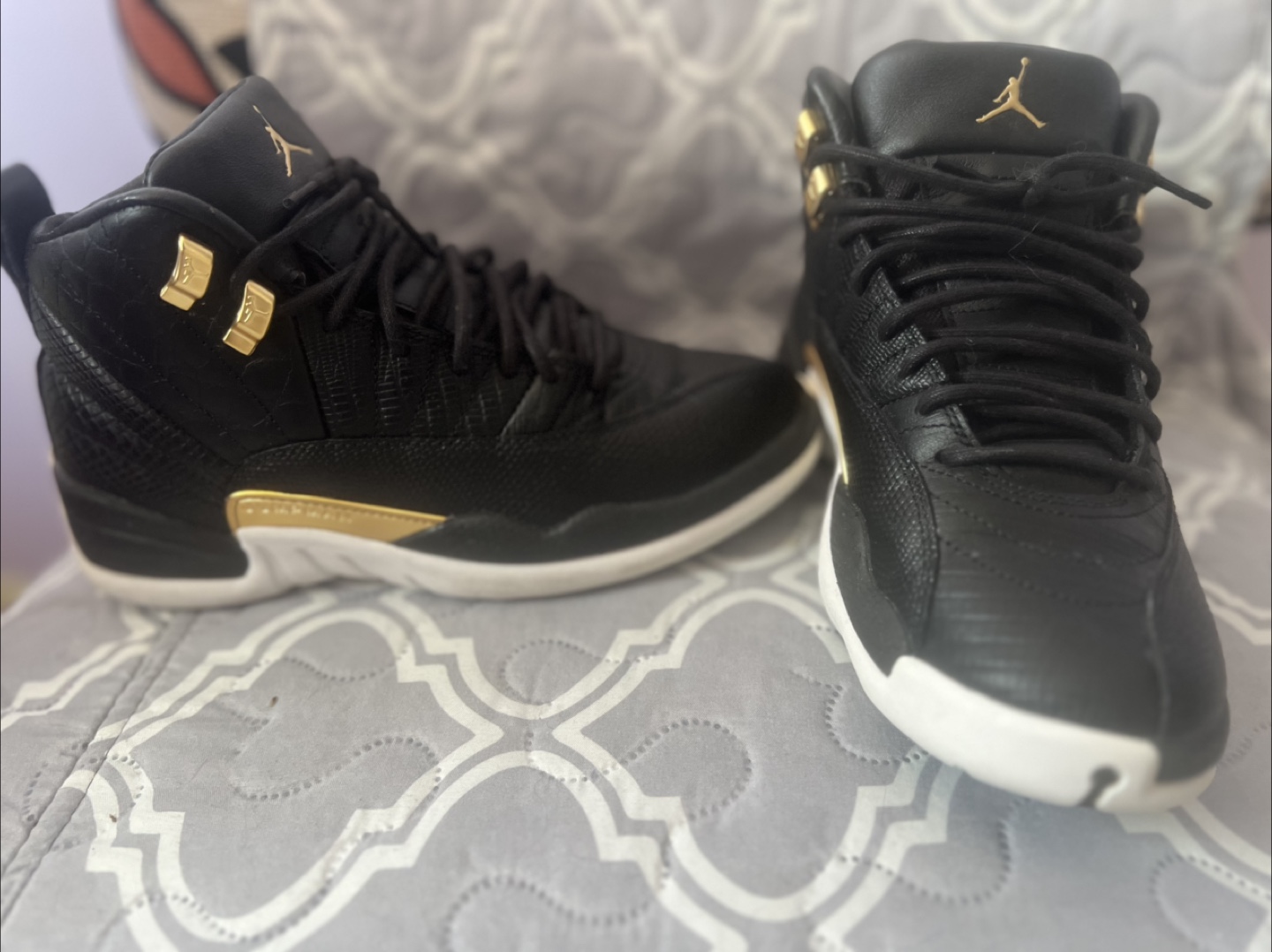 WMNS Air Jordan 12 Retro Black Metallic Gold Size 7.5 - photo 2