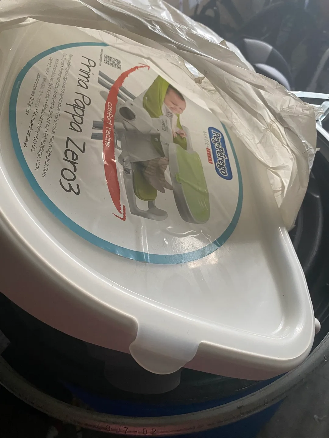 Peg Perego Prima Pappa Zero3 High Chair - Black & White image indicator(3)