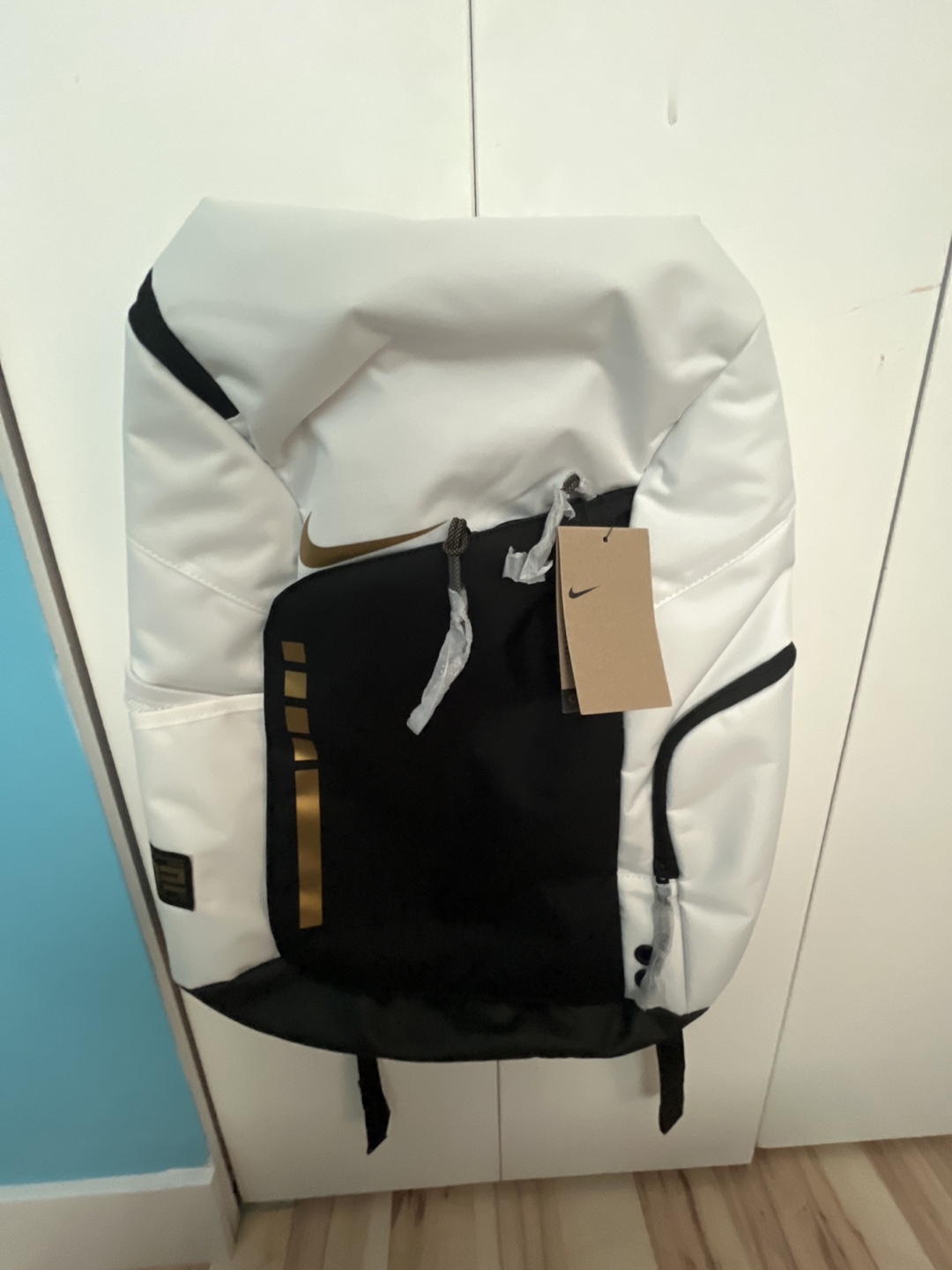 Nike Elite Backpack - White/Black/Gold - 32L