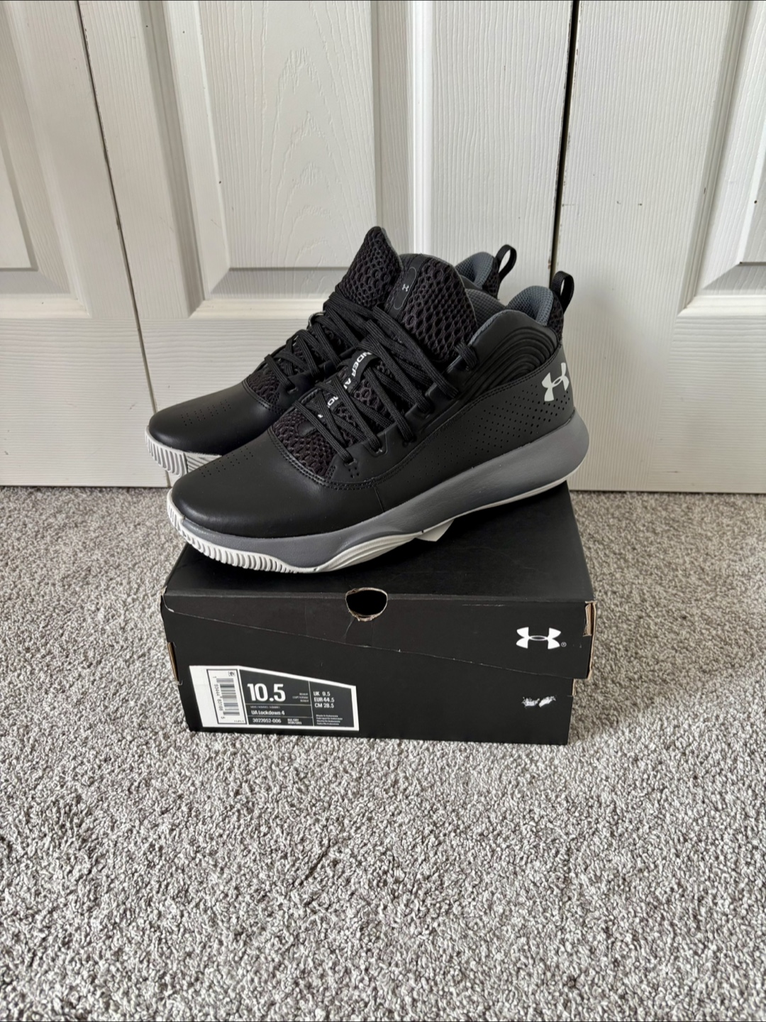 Under Armour UA Lockdown 4 Basketball Shoes - Men's Size 10.5