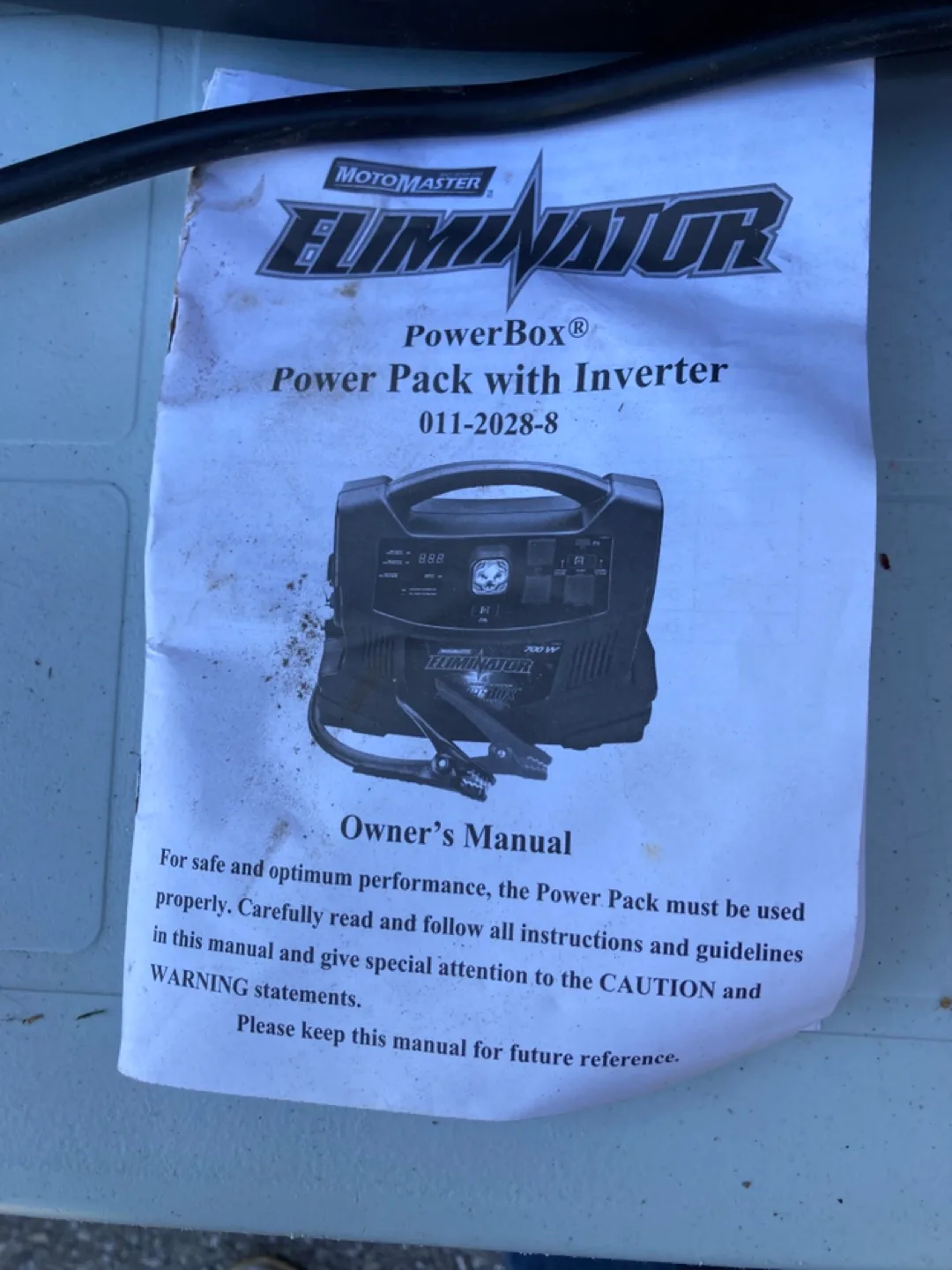 MotoMaster Eliminator PowerBox 700W Power Pack with Inverter thumbnail