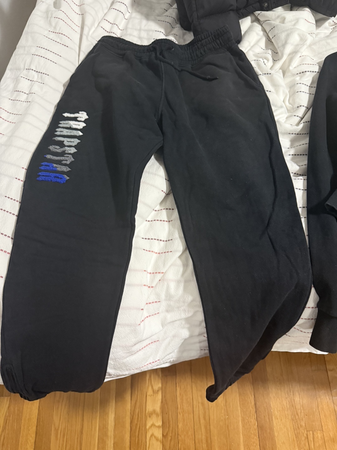 Trapstar London Black Hoodie and Joggers Set - photo 3