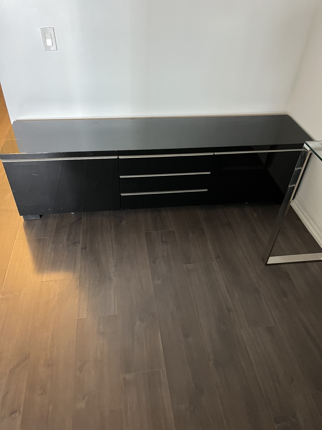 Modern Black High Gloss TV Stand
