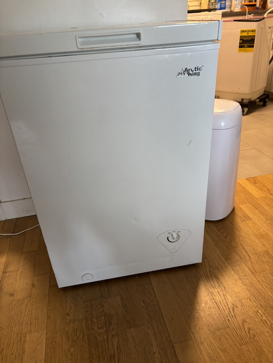 Arctic King Chest Freezer - 3.5 cu ft