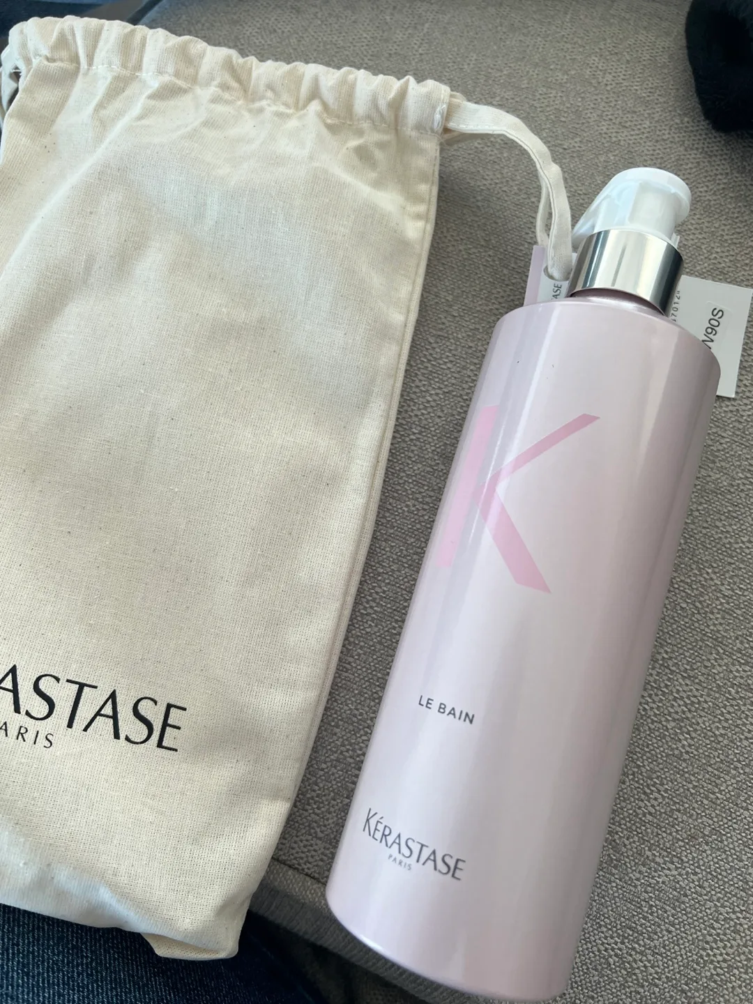 Kérastase Shampoo Refill Bottle- 500ml *EMPTY* image indicator(2)