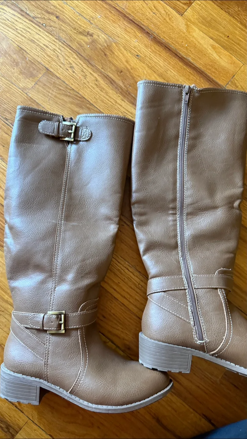 Women's Brown Leather Tall Riding Boots - Size 7W image indicator(3)