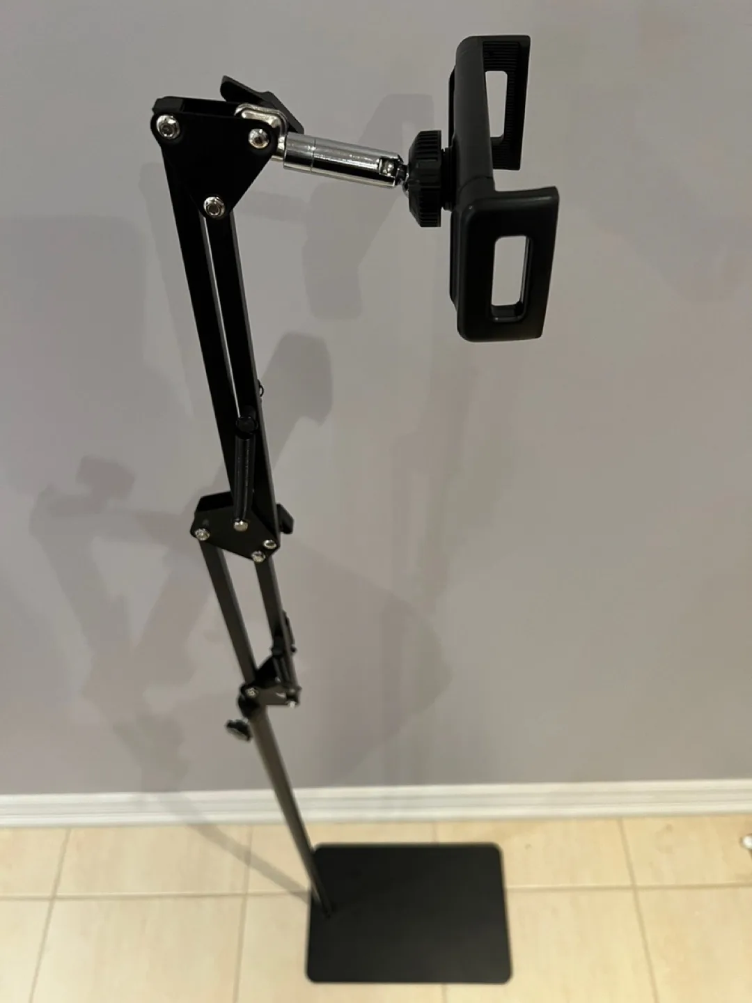 Adjustable Floor Stand Phone Holder thumbnail