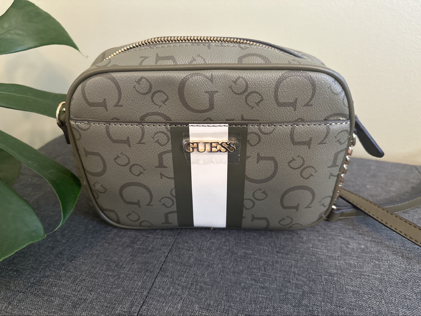 Guess Olive Green Crossbody Bag - photo 2