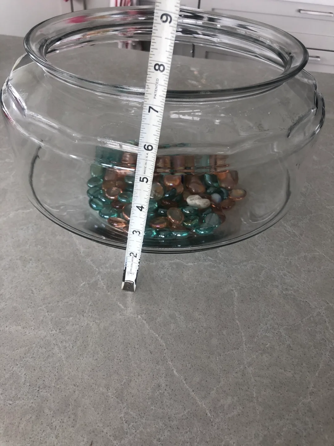 Large Glass Bowl with Decorative Stones image indicator(3)