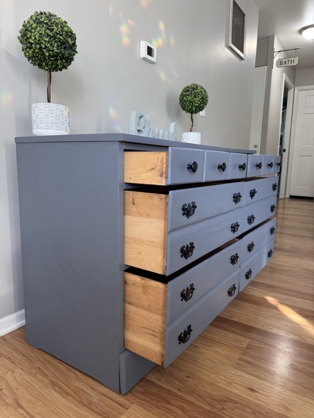 🩶✨Beautiful solid dresser✨🩶 - photo 3