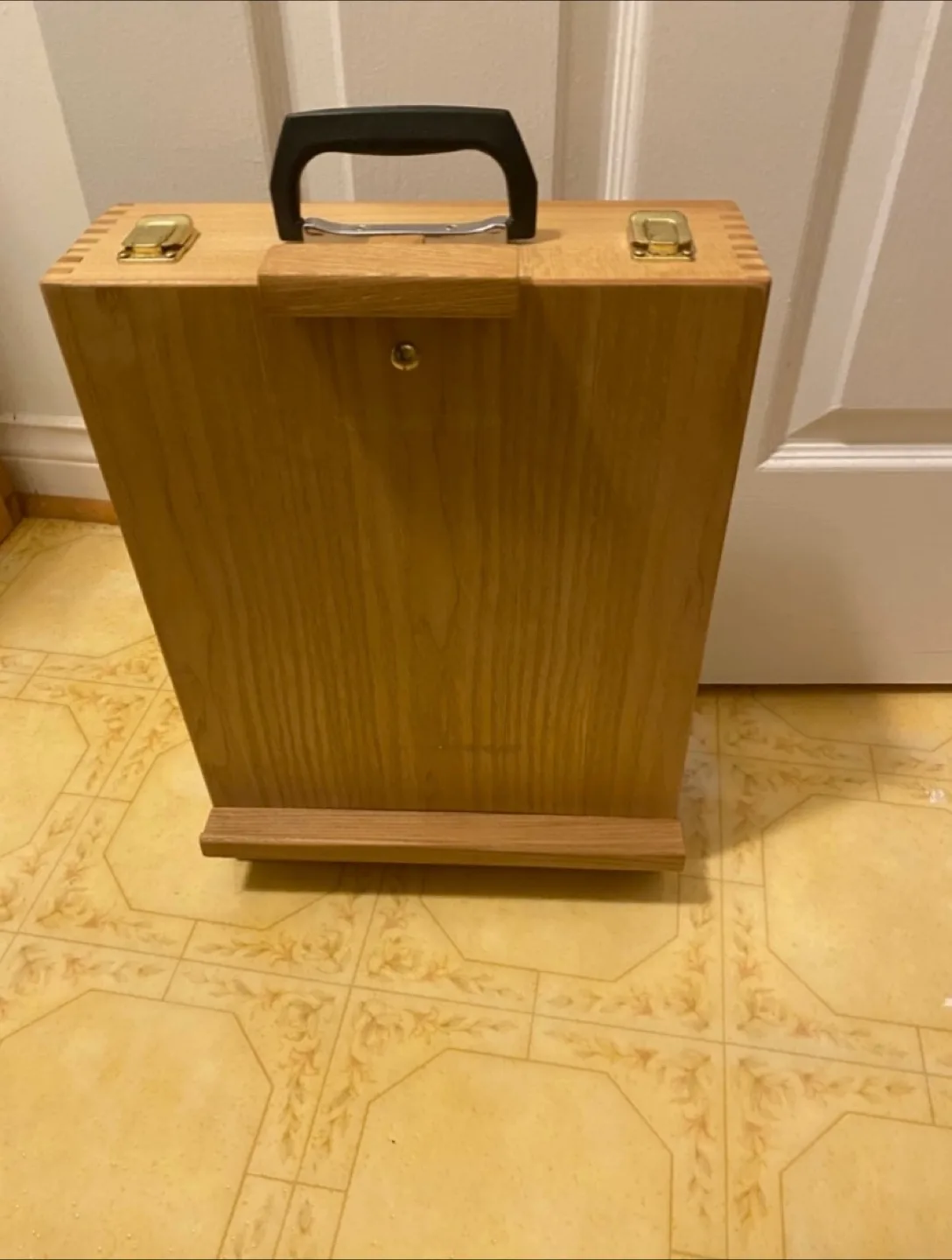 Antigua Adjustable Wood Table Sketchbox Easel image indicator(2)