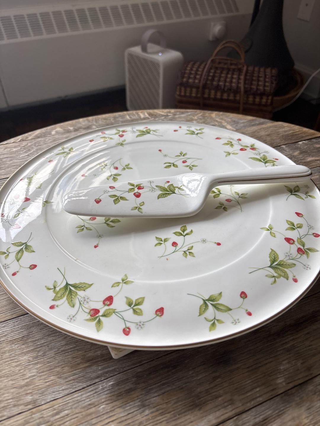 Royal Doulton Strawberry Cake Plate and Server