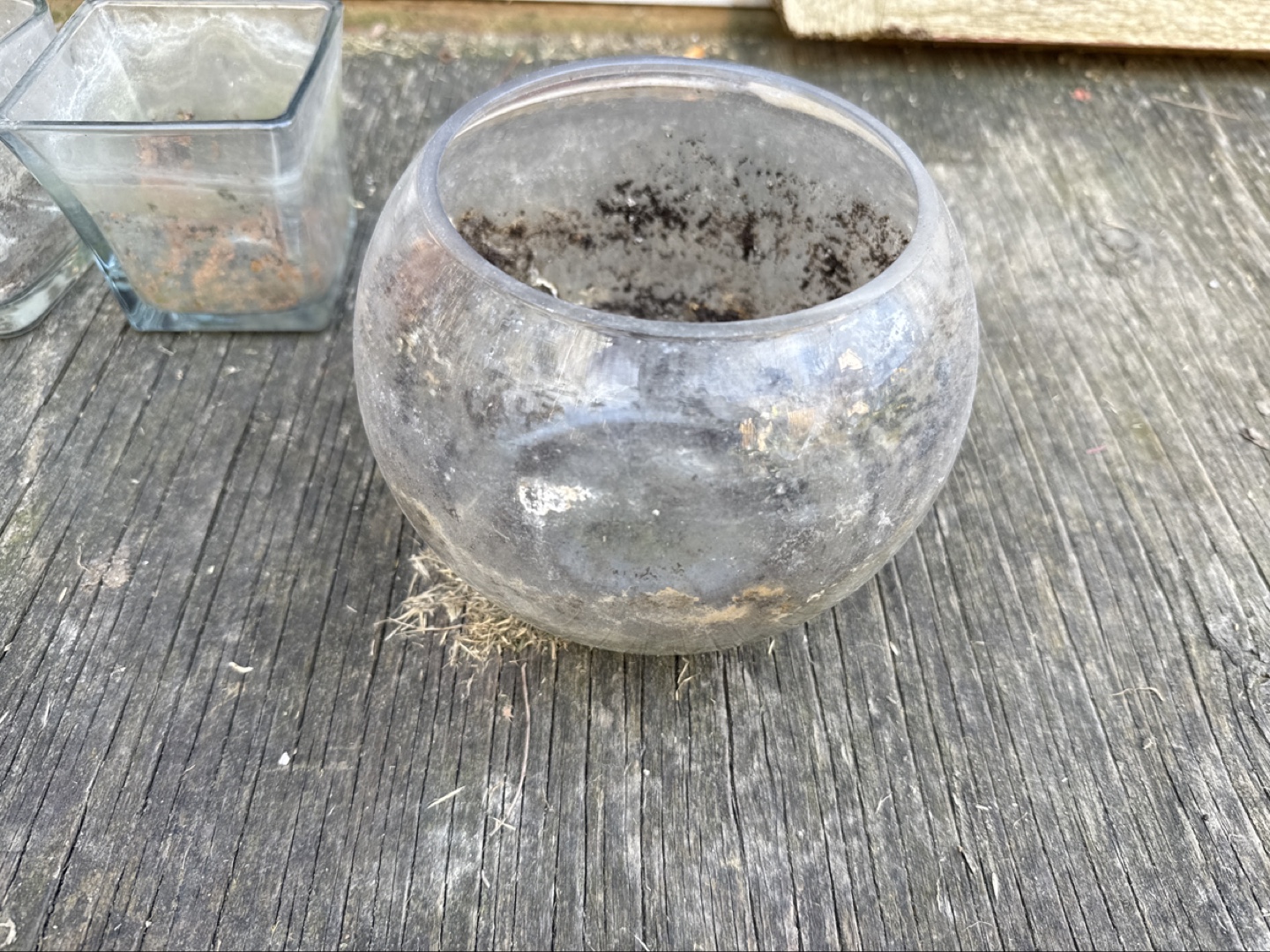 Assorted Plant Pots and Containers - Bulk Lot - photo 2