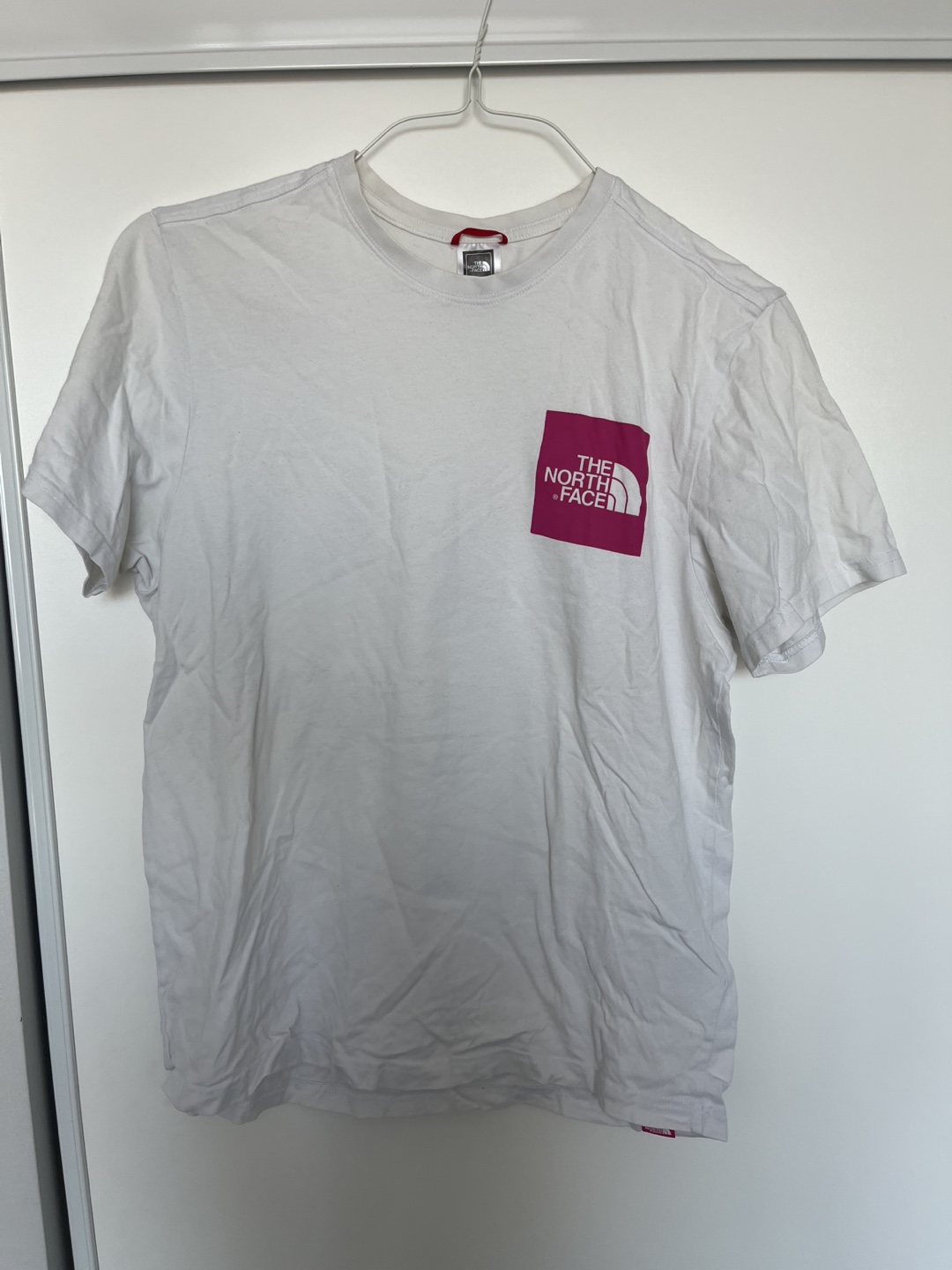 The North Face Men's White T-Shirt - Size Medium
