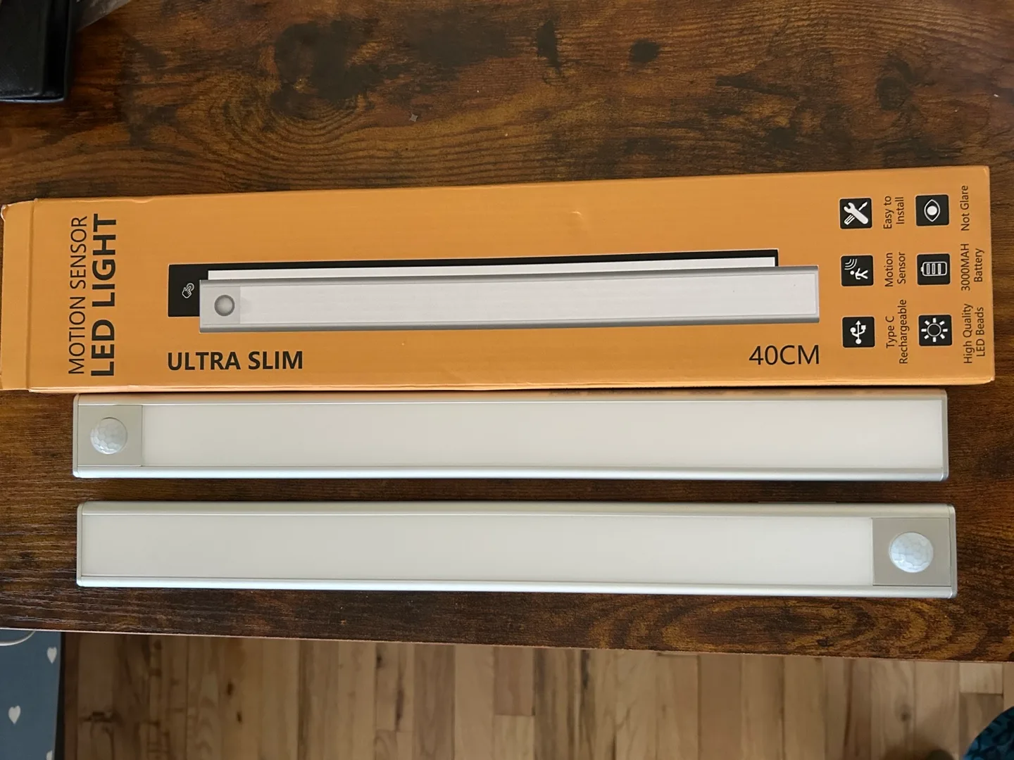 Ultra Slim LED Motion Sensor Lights (2-Pack) 40CM thumbnail